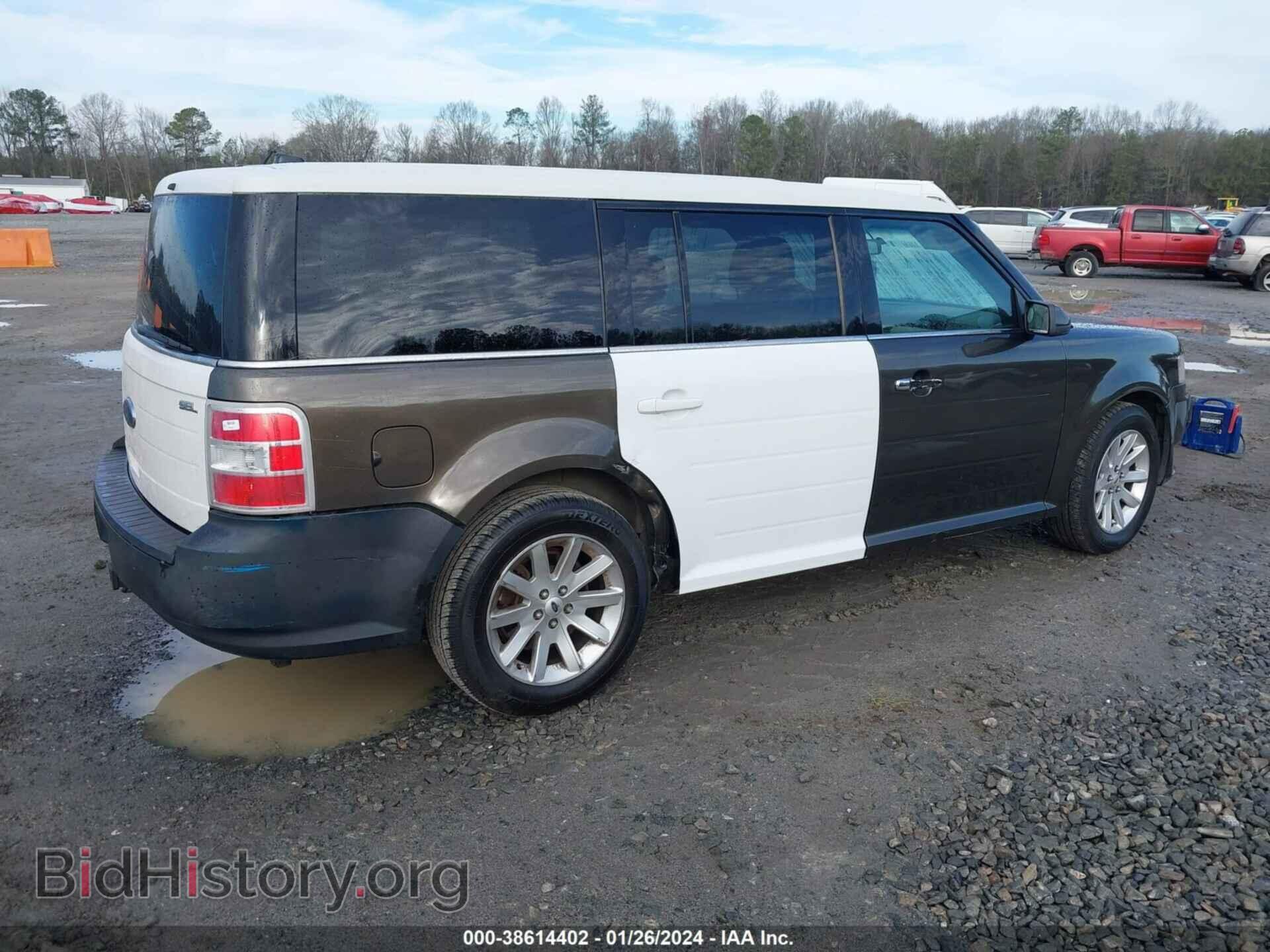 2011 FORD FLEX - VIN: 2FMGK5CC8BBD34611 - Photo 4