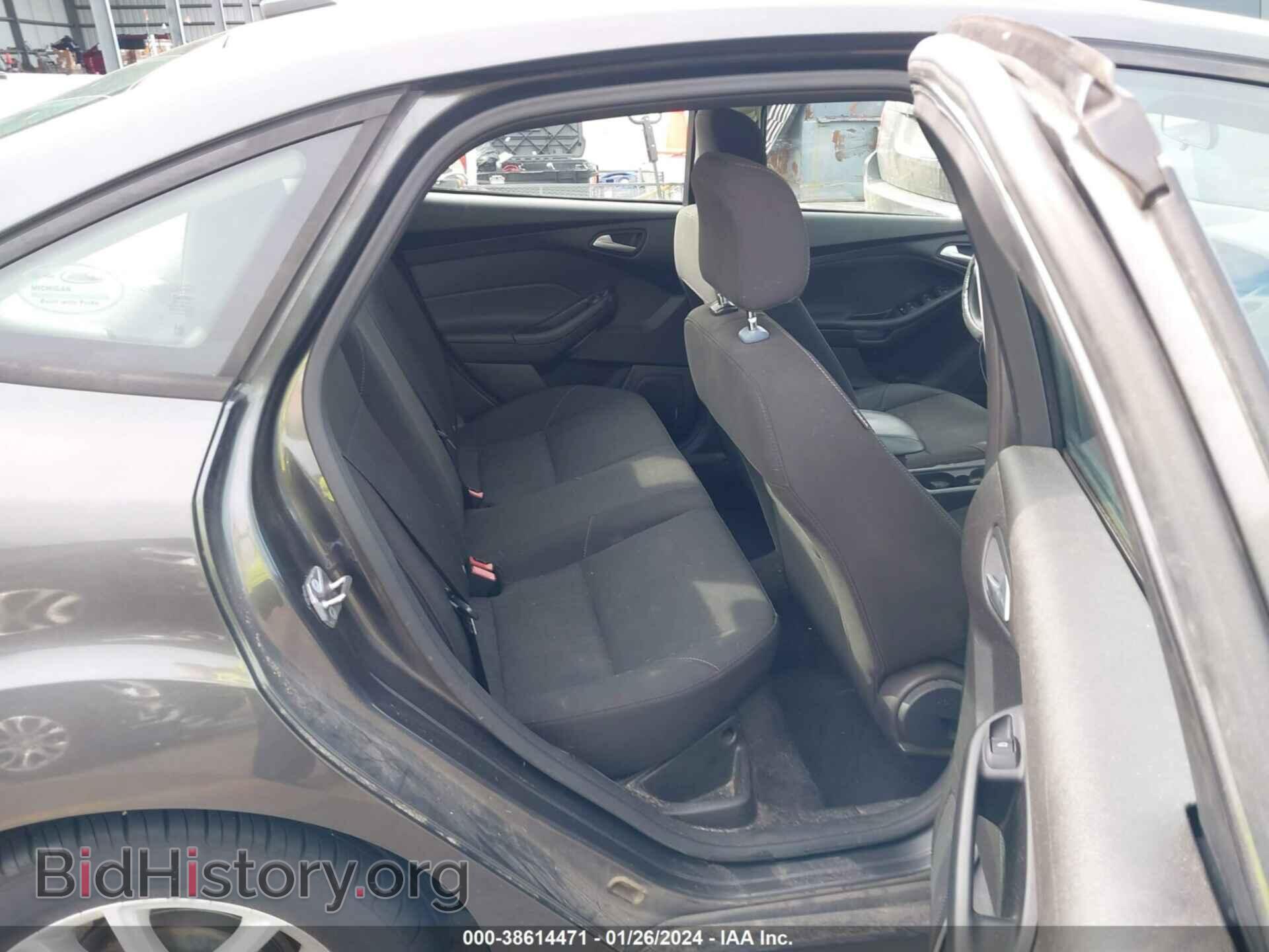 2016 FORD FOCUS - VIN: 1FADP3F26GL319909 - Фото 8