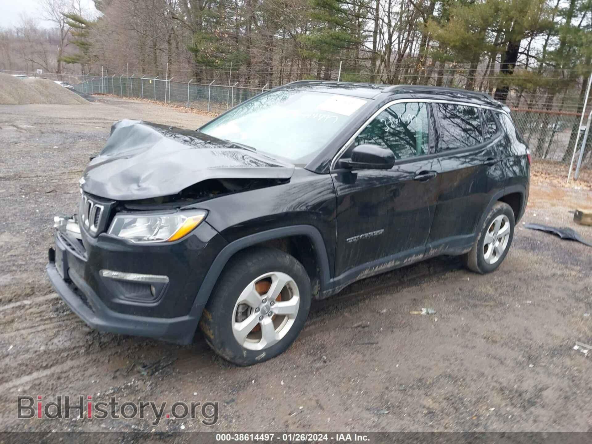 2018 JEEP COMPASS - VIN: 3C4NJDBB6JT479070 - Фото 2