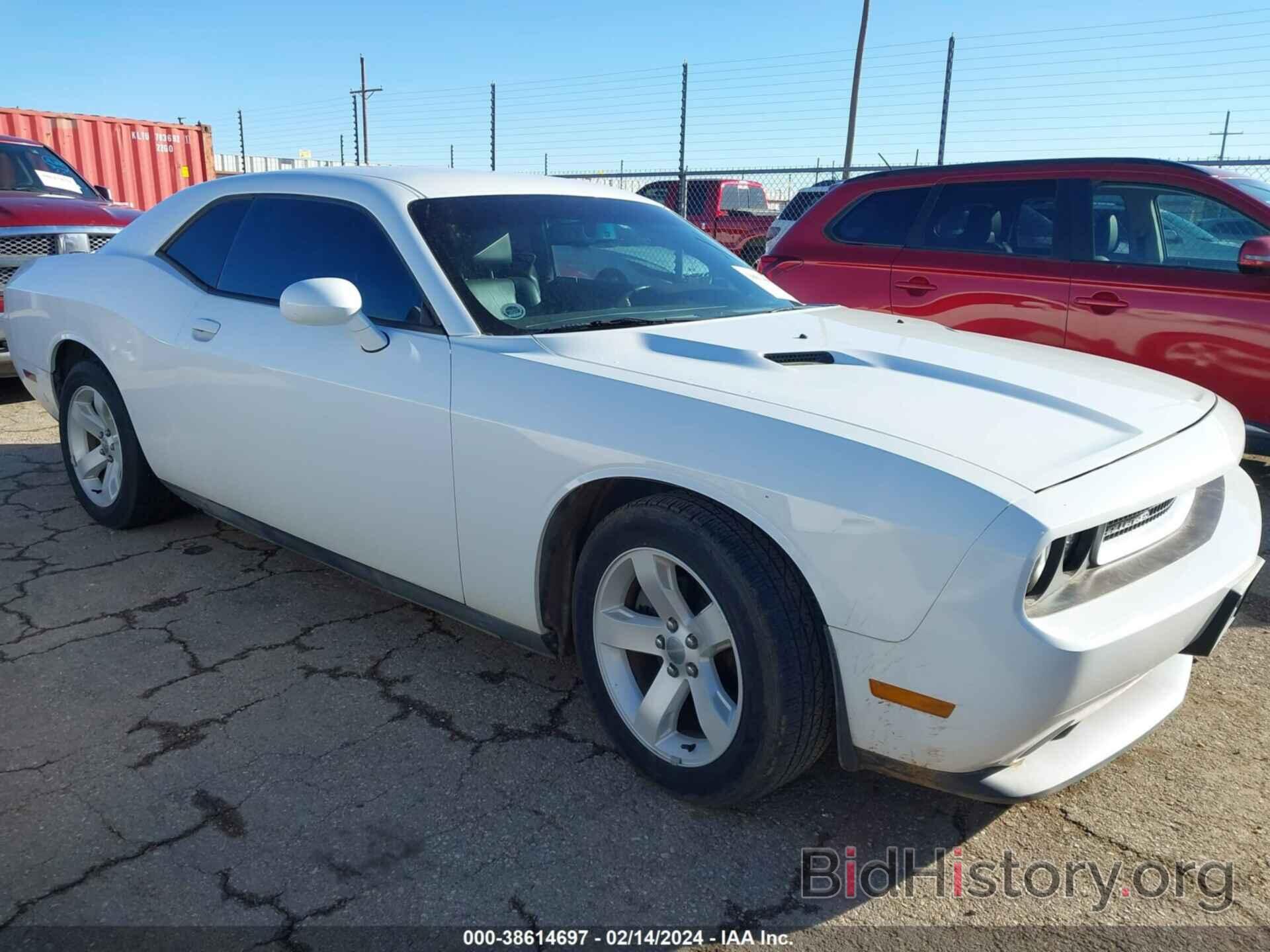 Photo 2C3CDYAG9DH540657 - DODGE CHALLENGER 2013