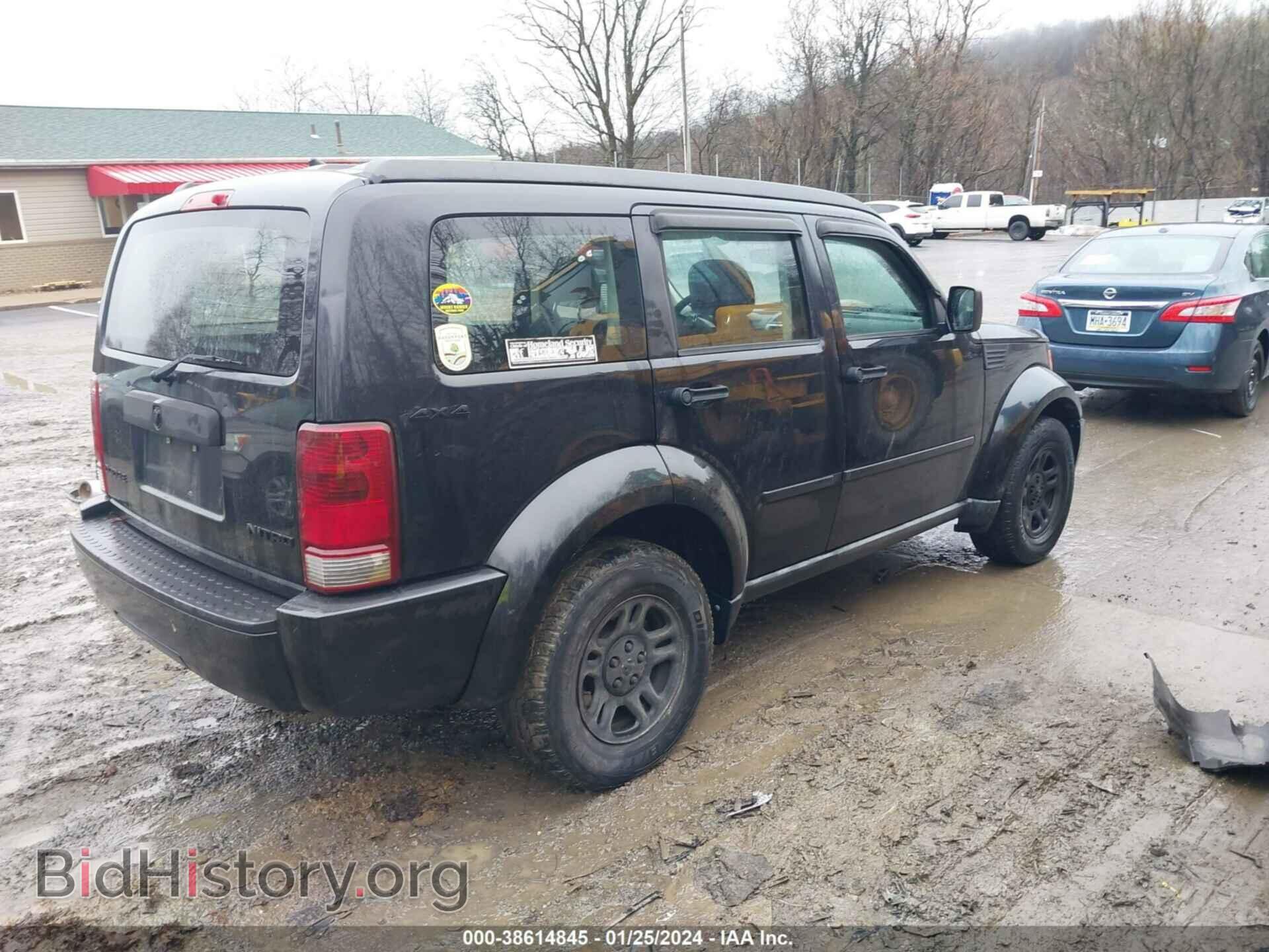 2011 DODGE NITRO - VIN: 1D4PU2GK2BW600592 - Photo 4
