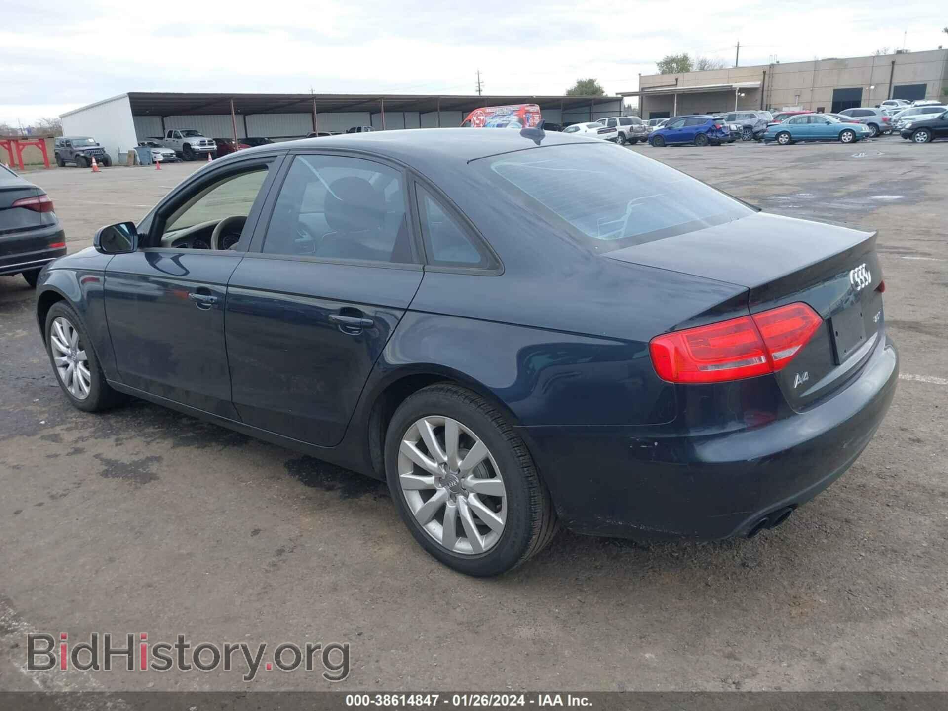 2012 AUDI A4 - VIN: WAUAFAFL0CN007786 - Фото 3