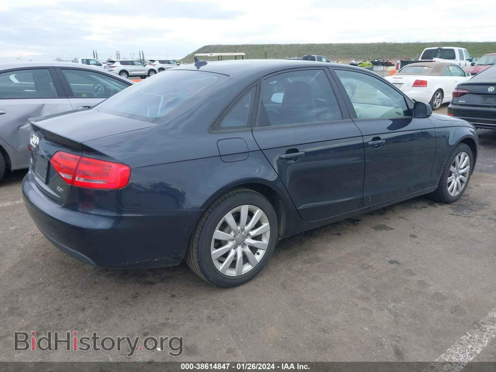 2012 AUDI A4 - VIN: WAUAFAFL0CN007786 - Фото 4