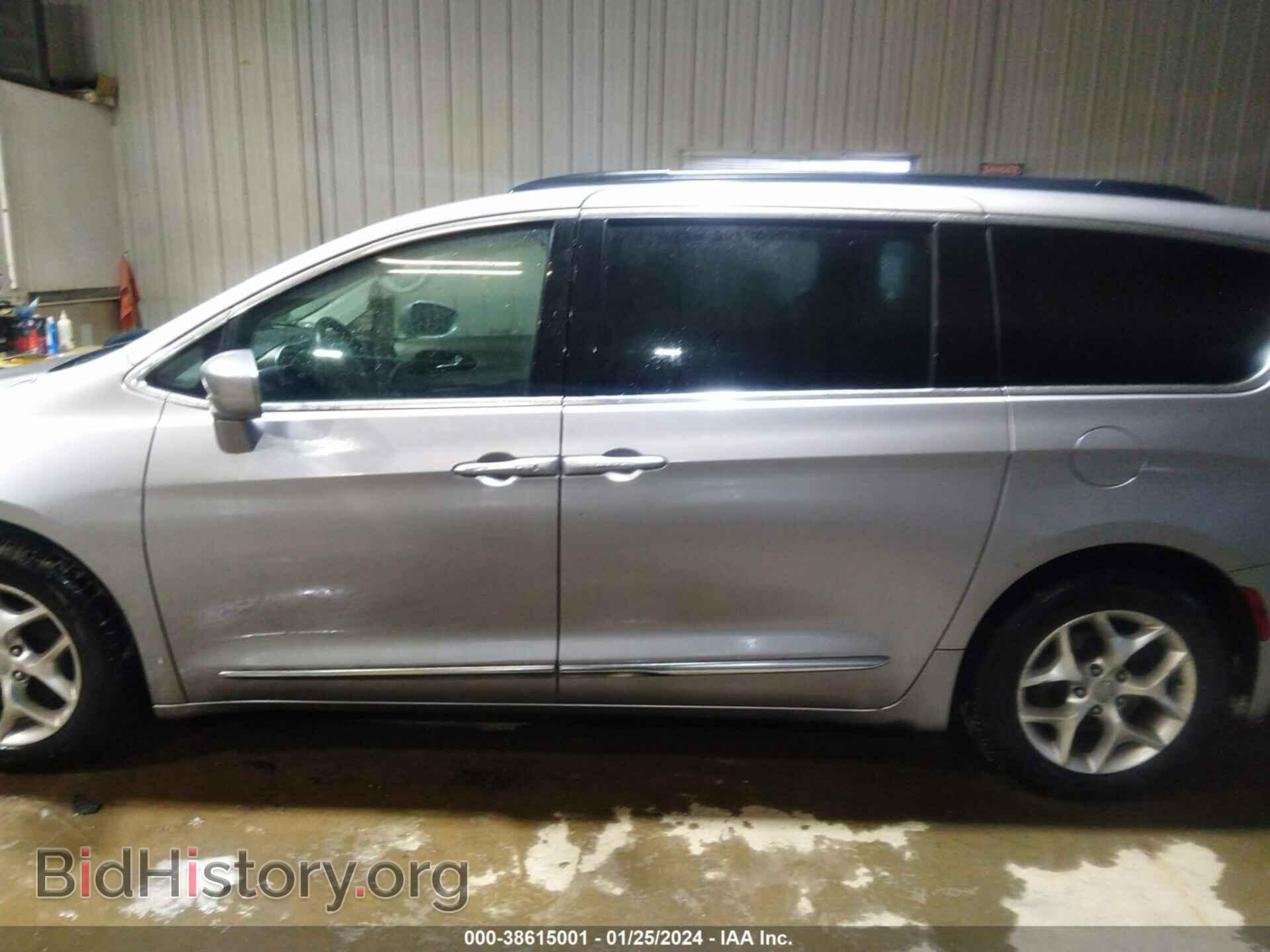 2017 CHRYSLER PACIFICA - VIN: 2C4RC1BG5HR763213 - Фото 14