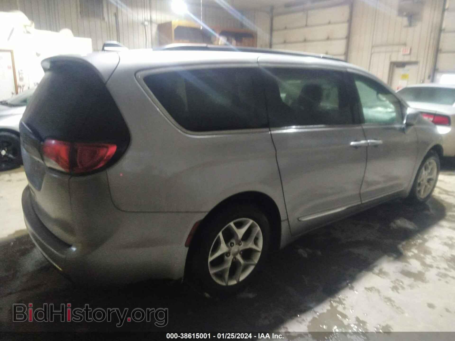 2017 CHRYSLER PACIFICA - VIN: 2C4RC1BG5HR763213 - Фото 4