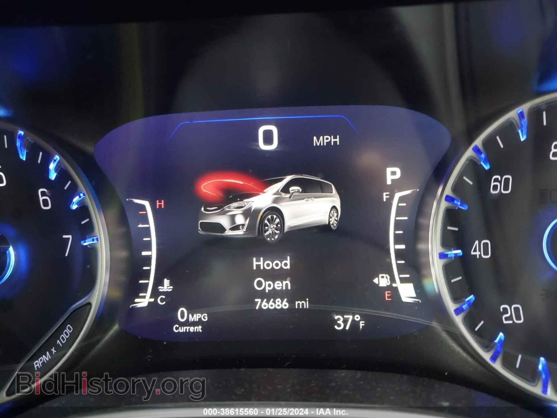 2018 CHRYSLER PACIFICA - VIN: 2C4RC1EG4JR260726 - Фото 7