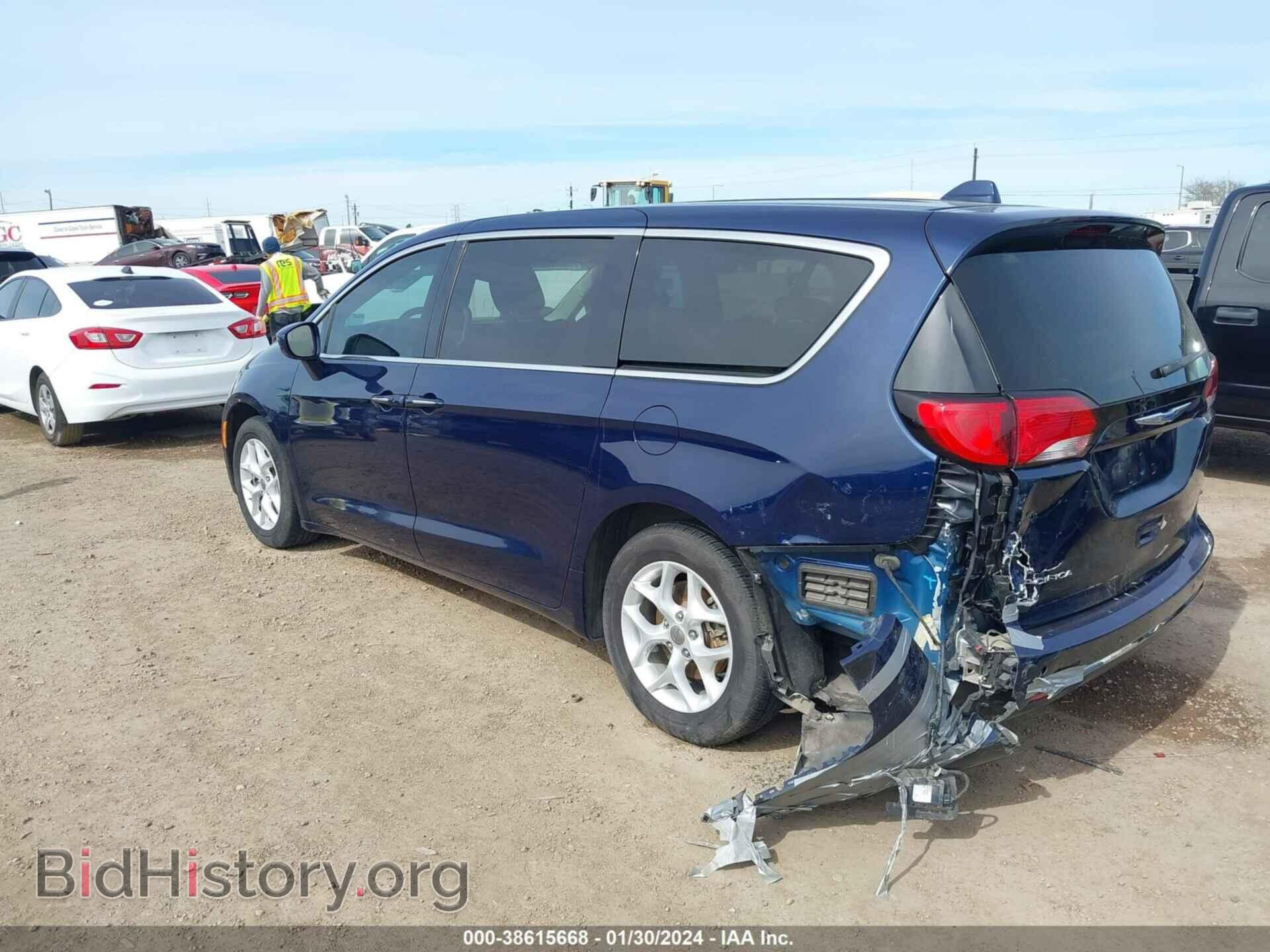 2018 CHRYSLER PACIFICA - VIN: 2C4RC1FG2JR188827 - Photo 3