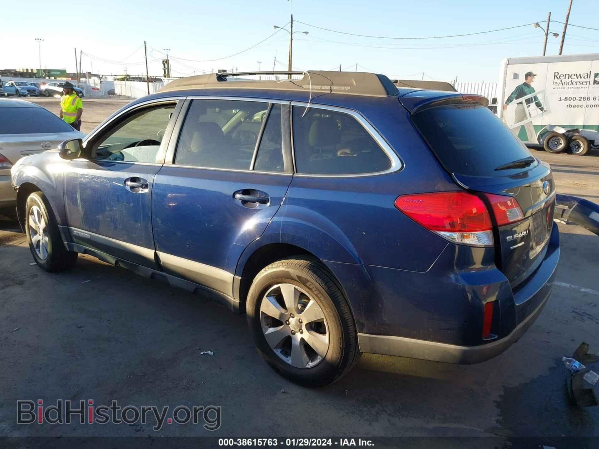 2010 SUBARU OUTBACK - VIN: 4S4BRDAC4A2353664 - Фото 3
