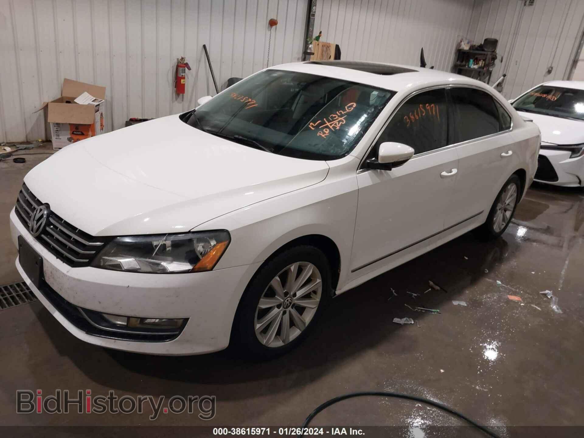 2012 VOLKSWAGEN PASSAT - VIN: 1VWCH7A36CC109618 - Фото 2