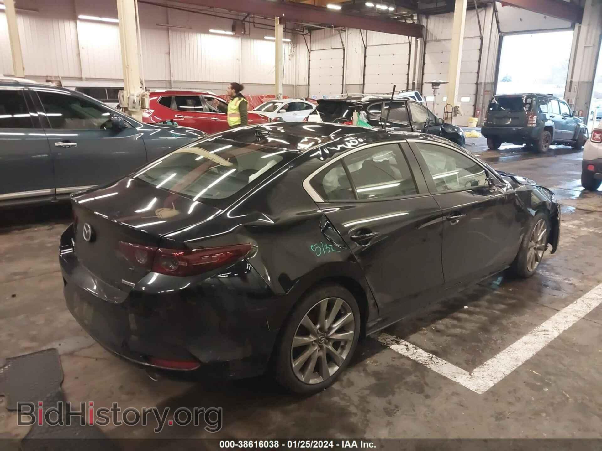2020 MAZDA MAZDA3 - VIN: JM1BPADL0L1163695 - Фото 4