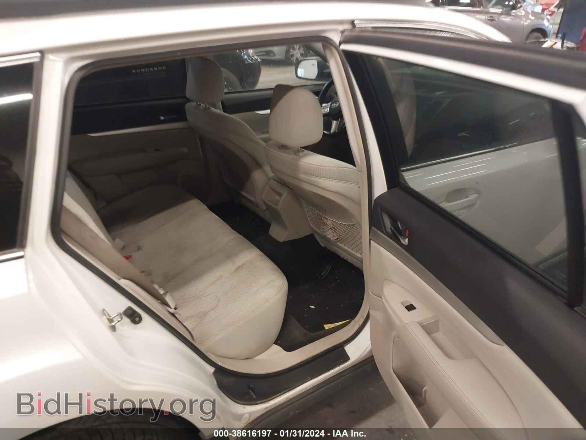 2011 SUBARU OUTBACK - VIN: 4S4BRBFC1B3416826 - Фото 8