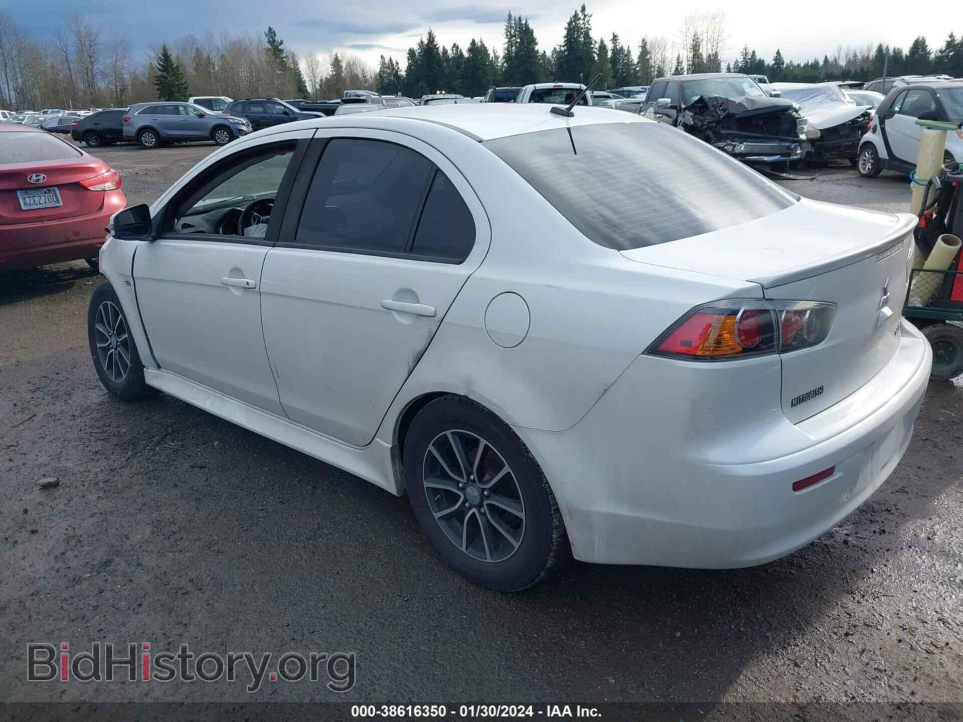2017 MITSUBISHI LANCER - VIN: JA32U2FU7HU009414 - Фото 3