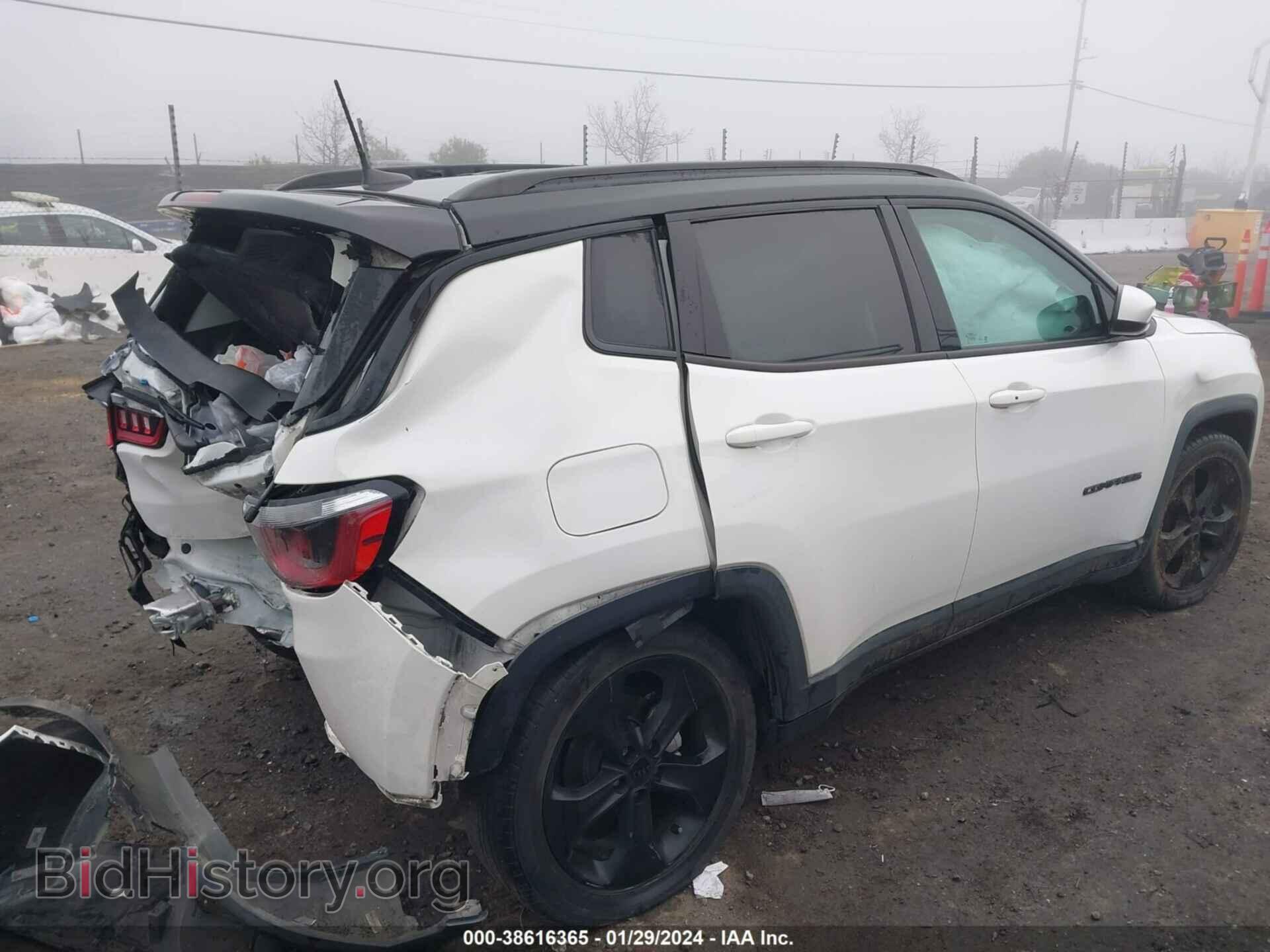 2018 JEEP COMPASS - VIN: 3C4NJCBB1JT503138 - Фото 4