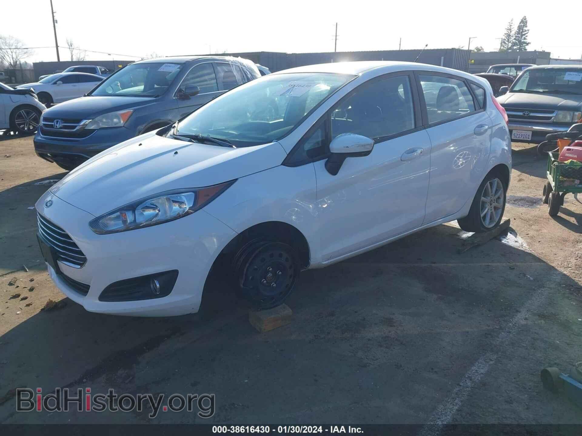 2019 FORD FIESTA - VIN: 3FADP4EJ4KM143142 - Фото 2
