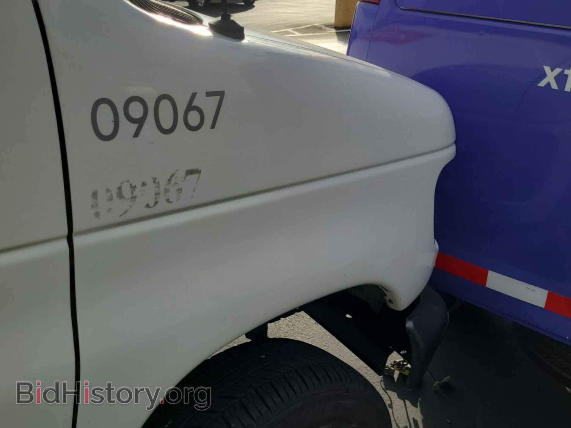2007 FORD E-250 - VIN: 1FTNE24L87DA44192 - Фото 2