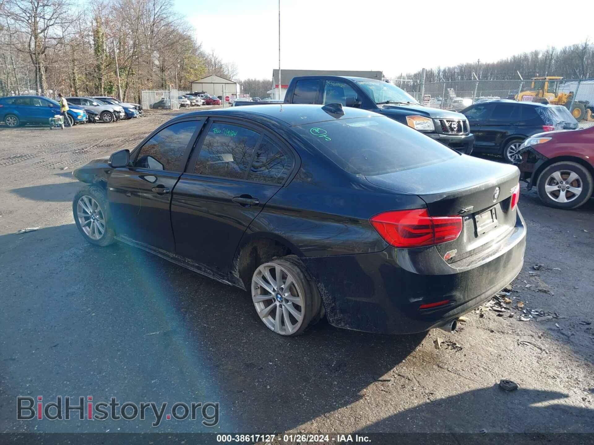 2018 BMW 320I - VIN: WBA8A3C53JA357948 - Фото 3