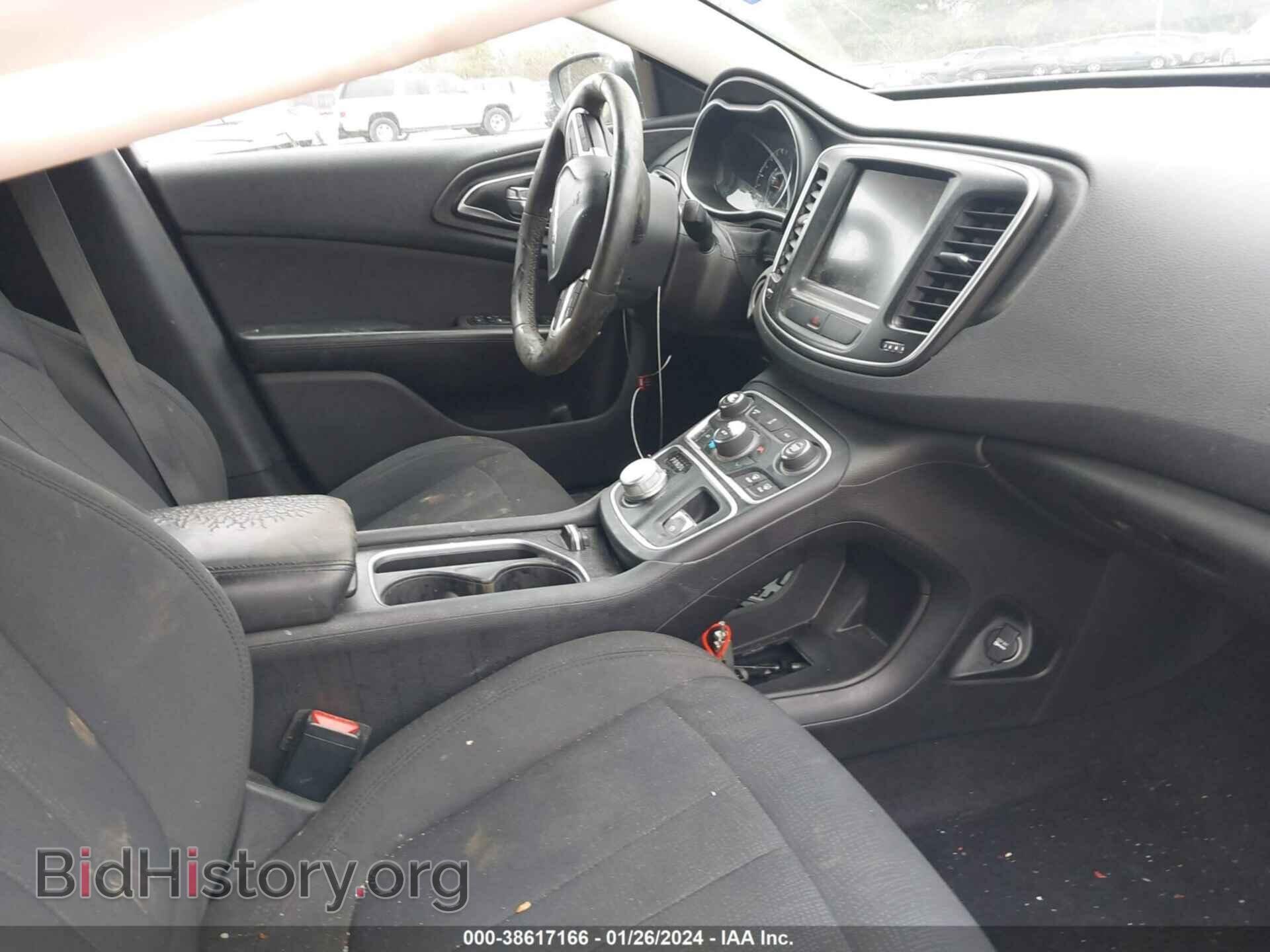 2016 CHRYSLER 200 - VIN: 1C3CCCAB1GN137617 - Фото 5