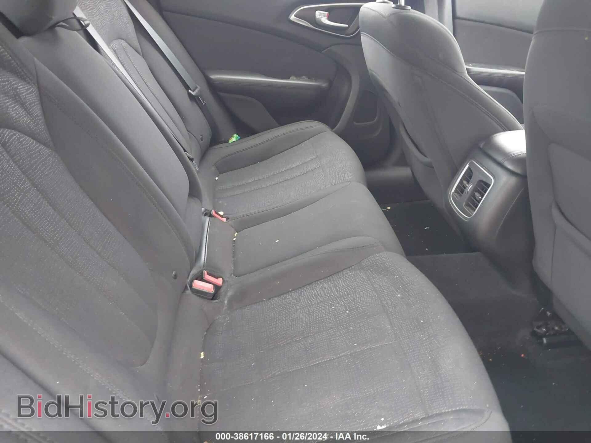 2016 CHRYSLER 200 - VIN: 1C3CCCAB1GN137617 - Фото 8