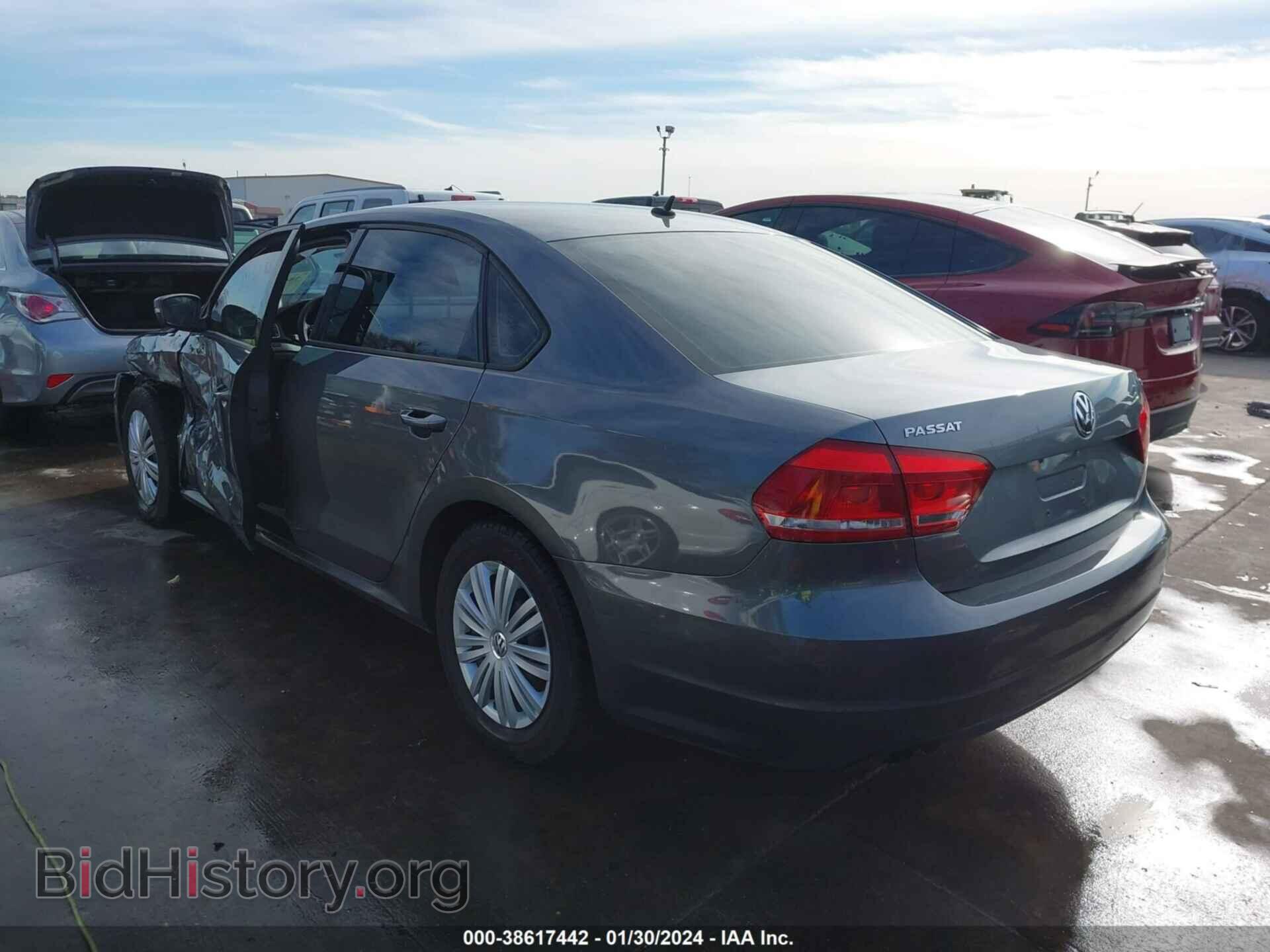 2014 VOLKSWAGEN PASSAT - VIN: 1VWAT7A33EC078711 - Фото 3