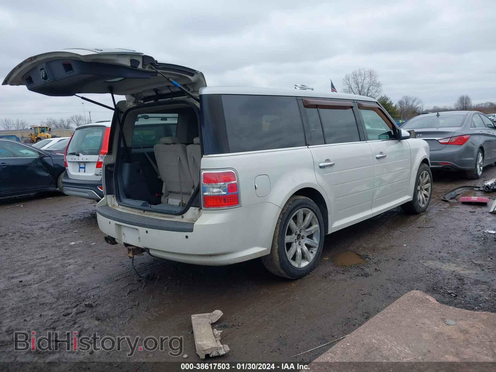 2009 FORD FLEX - VIN: 2FMEK63C19BA01173 - Фото 4