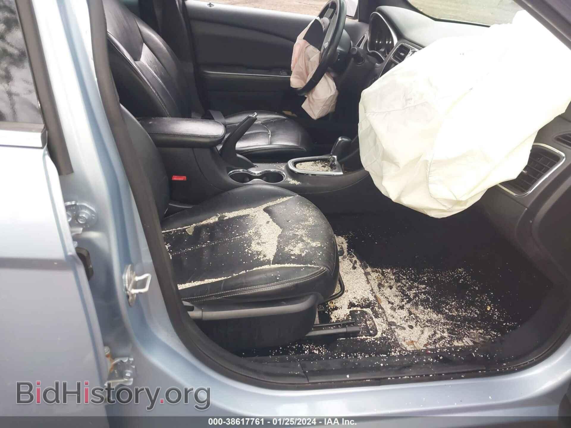 2013 CHRYSLER 200 - VIN: 1C3CCBCG5DN745557 - Фото 5
