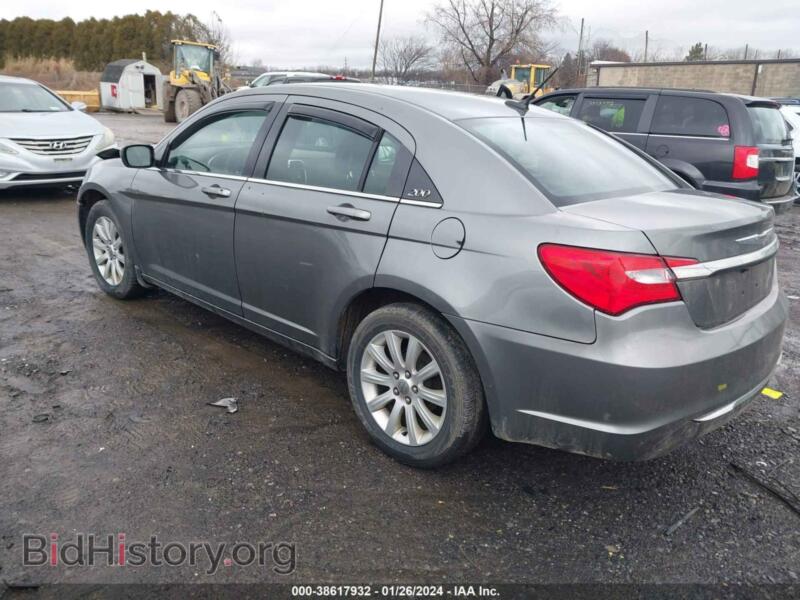 2013 Chrysler 200 (VIN 1C3CCBBB7DN579628) — photo 3 of 11