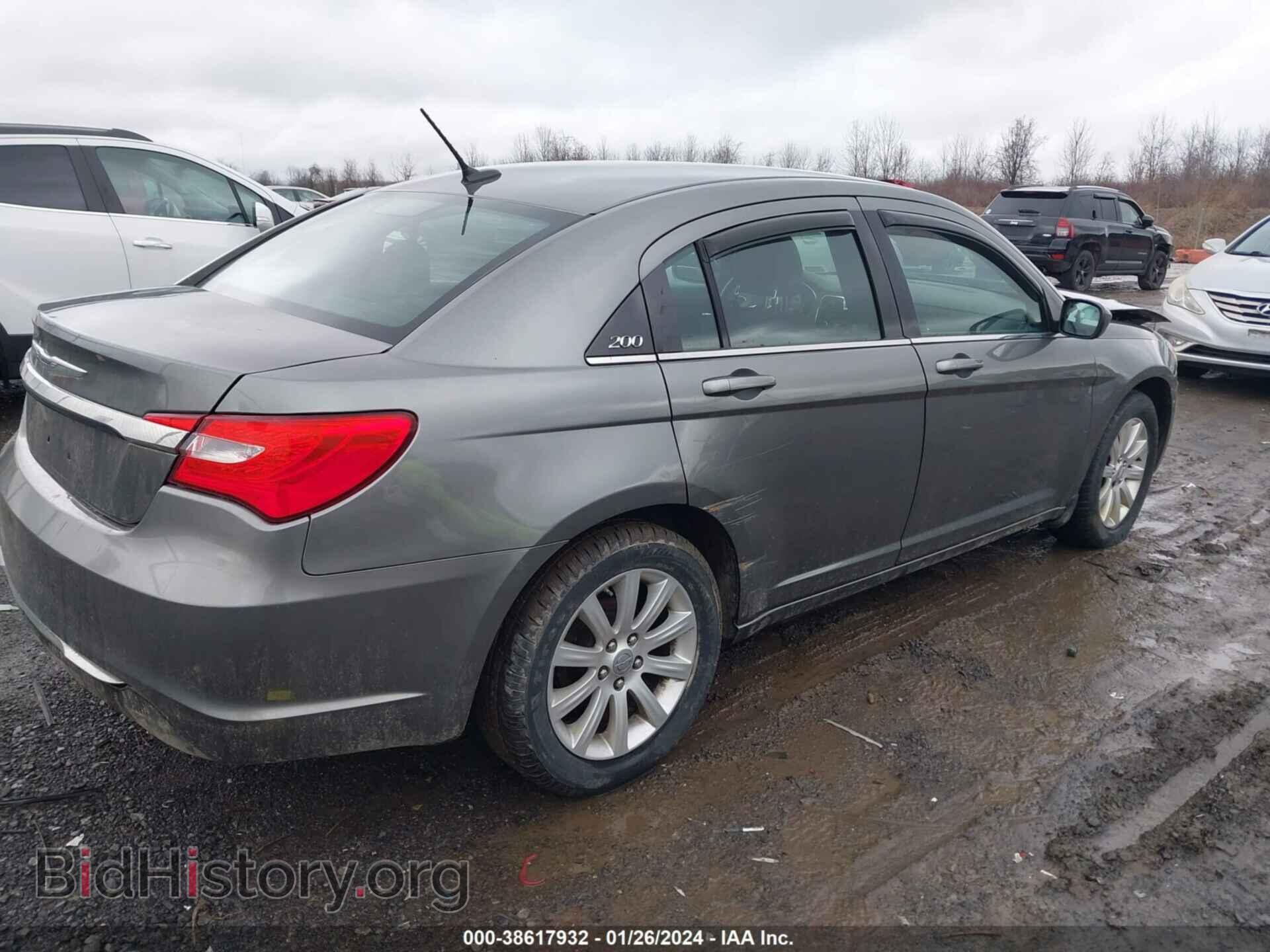2013 CHRYSLER 200 - VIN: 1C3CCBBB7DN579628 - Фото 4