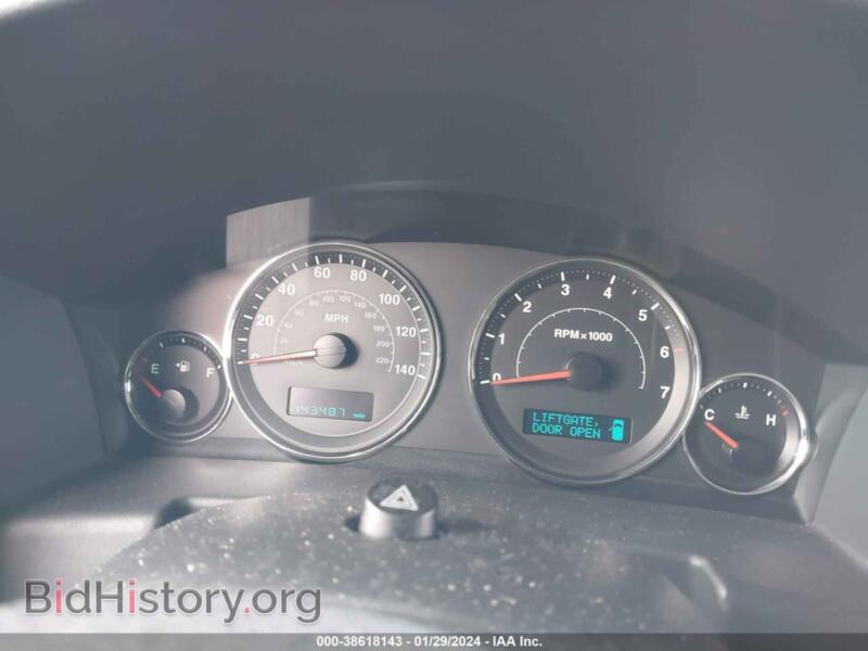 2007 Jeep COMMANDER (VIN 1J8HG48K87C621063) — фото 7 из 10