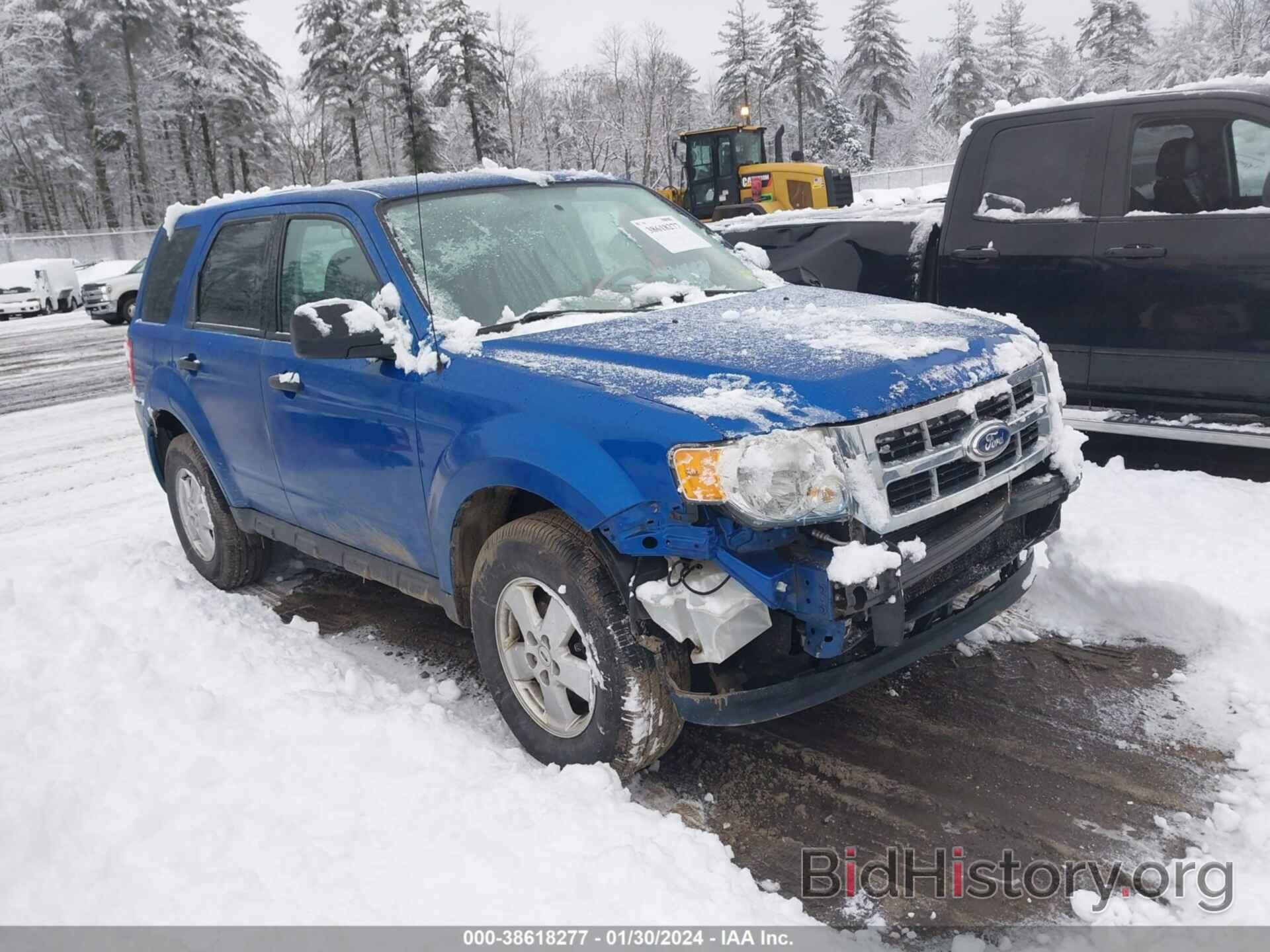 Photo 1FMCU0C76BKA59986 - FORD ESCAPE 2011