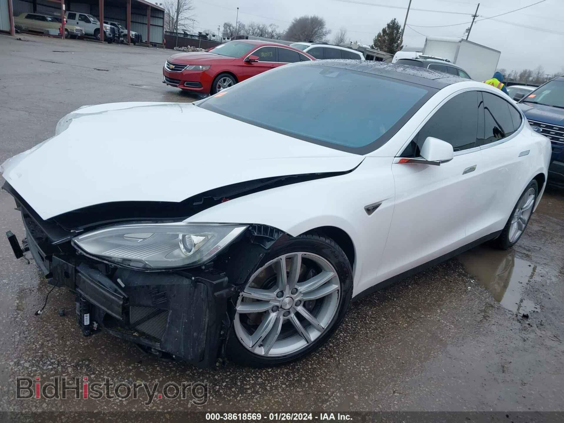 2015 TESLA MODEL S - VIN: 5YJSA1E20FF106450 - Photo 2