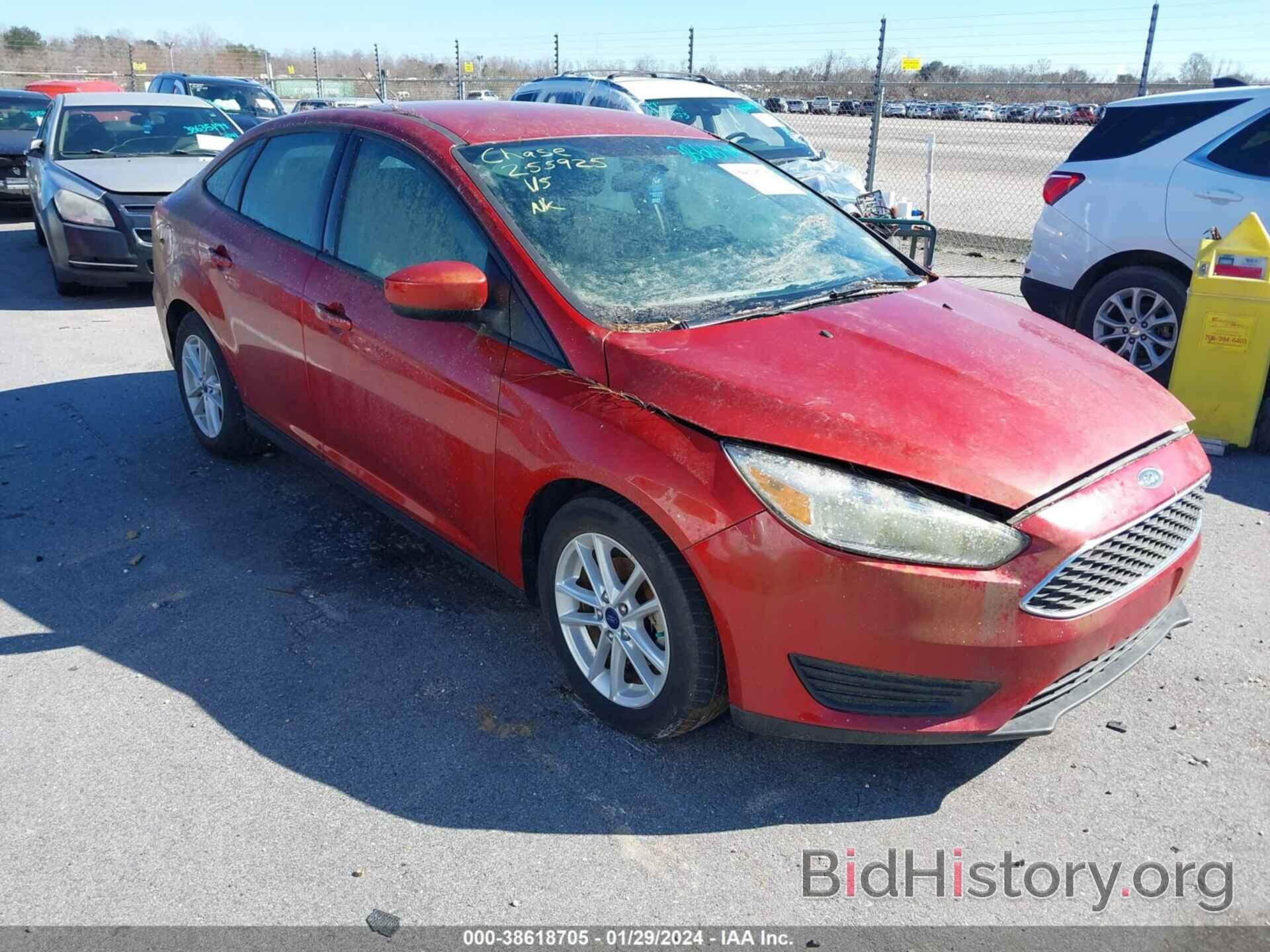 Photo 1FADP3FEXJL255925 - FORD FOCUS 2018