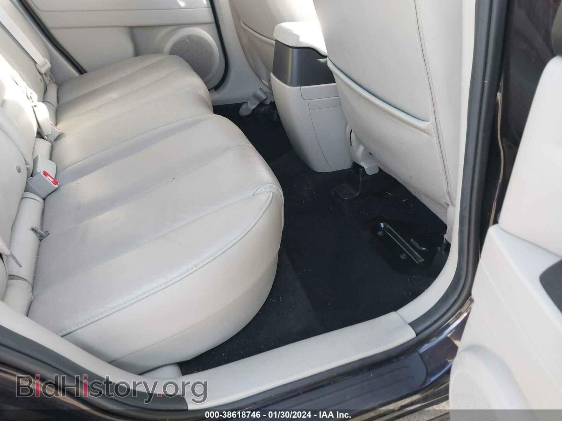 2011 MAZDA CX-7 - VIN: JM3ER2C59B0356794 - Фото 8