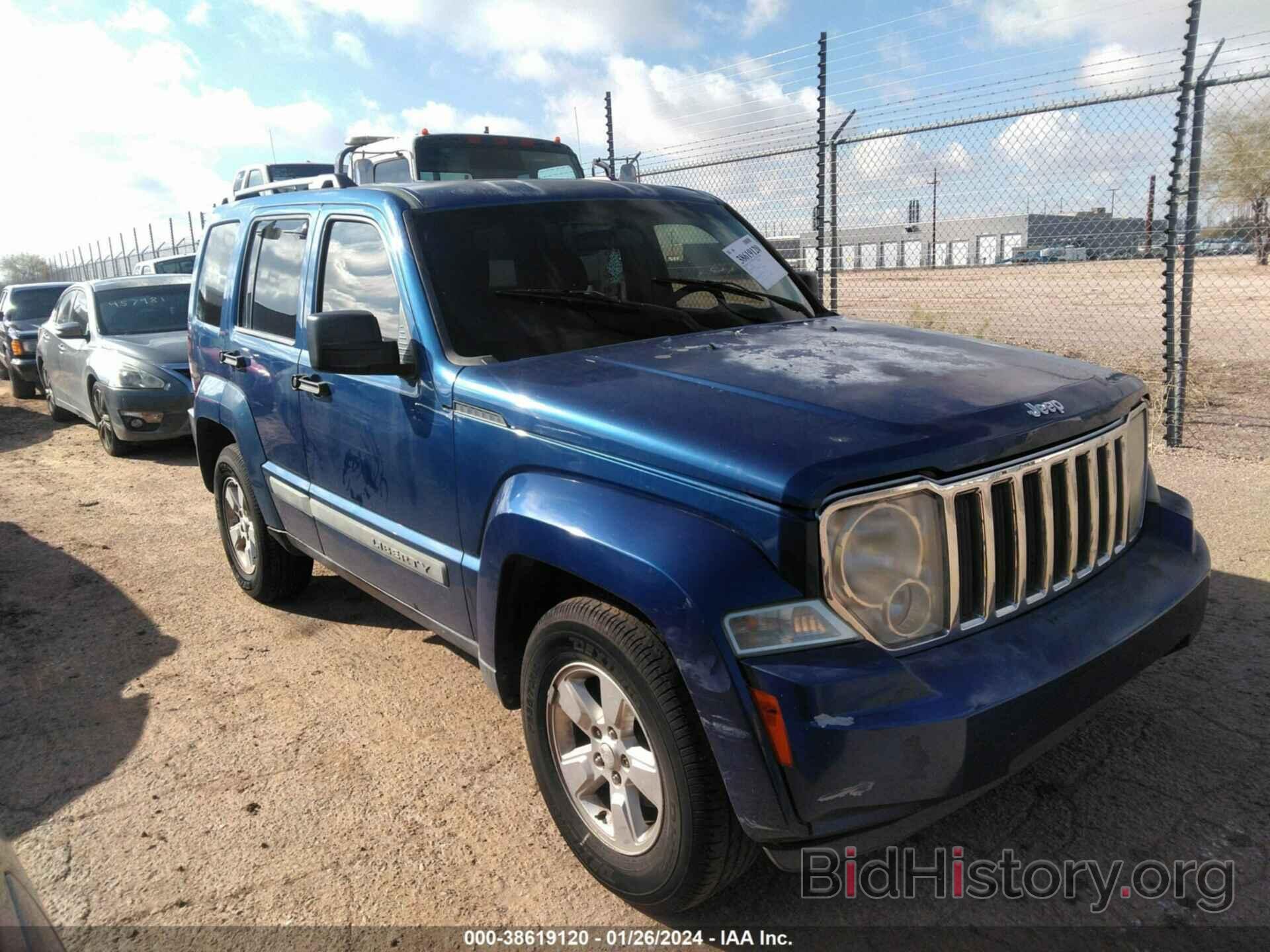 Фотография 1J4PP2GK3AW128688 - JEEP LIBERTY 2010