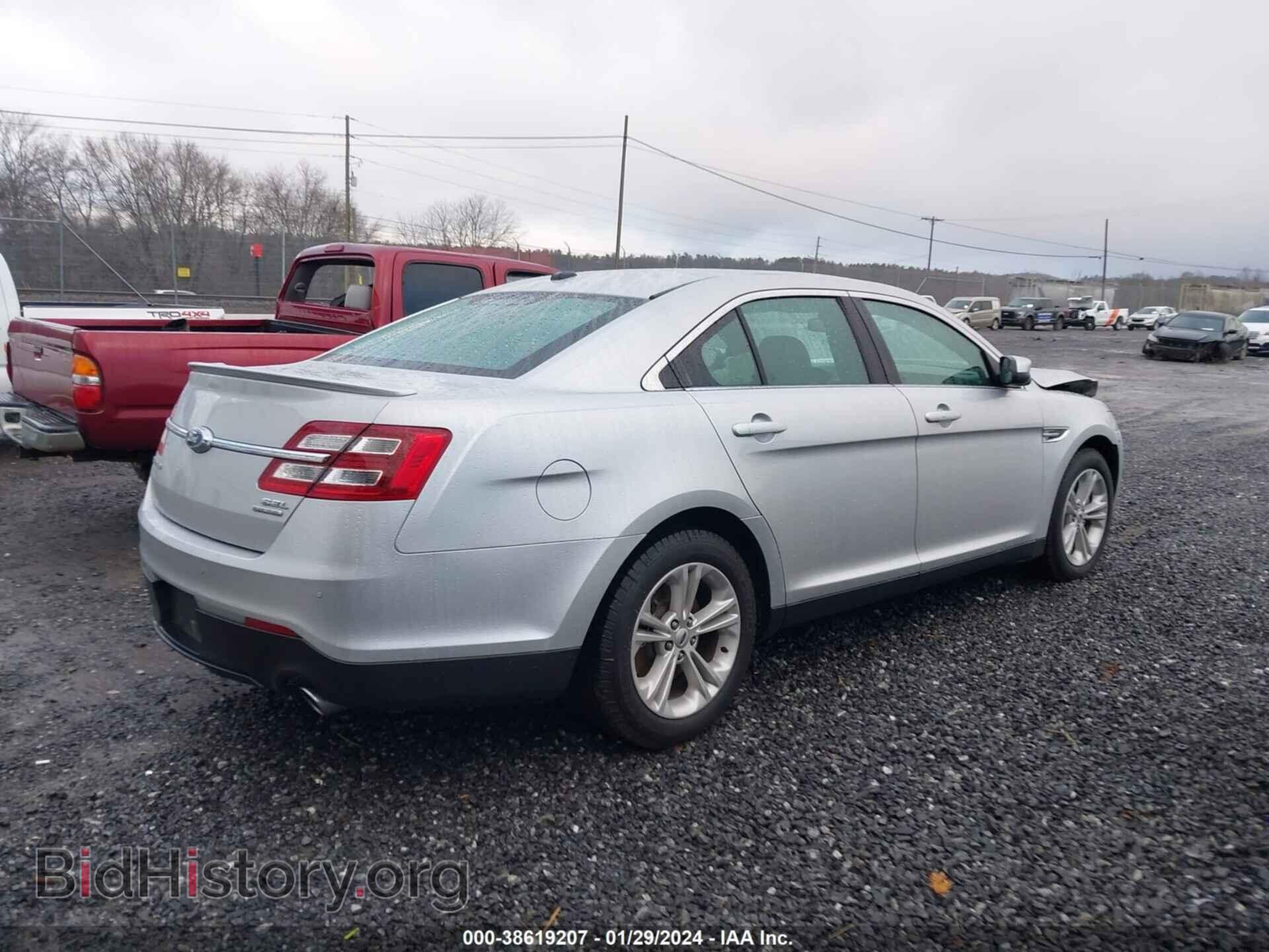 2016 FORD TAURUS - VIN: 1FAHP2E82GG142656 - Фото 4