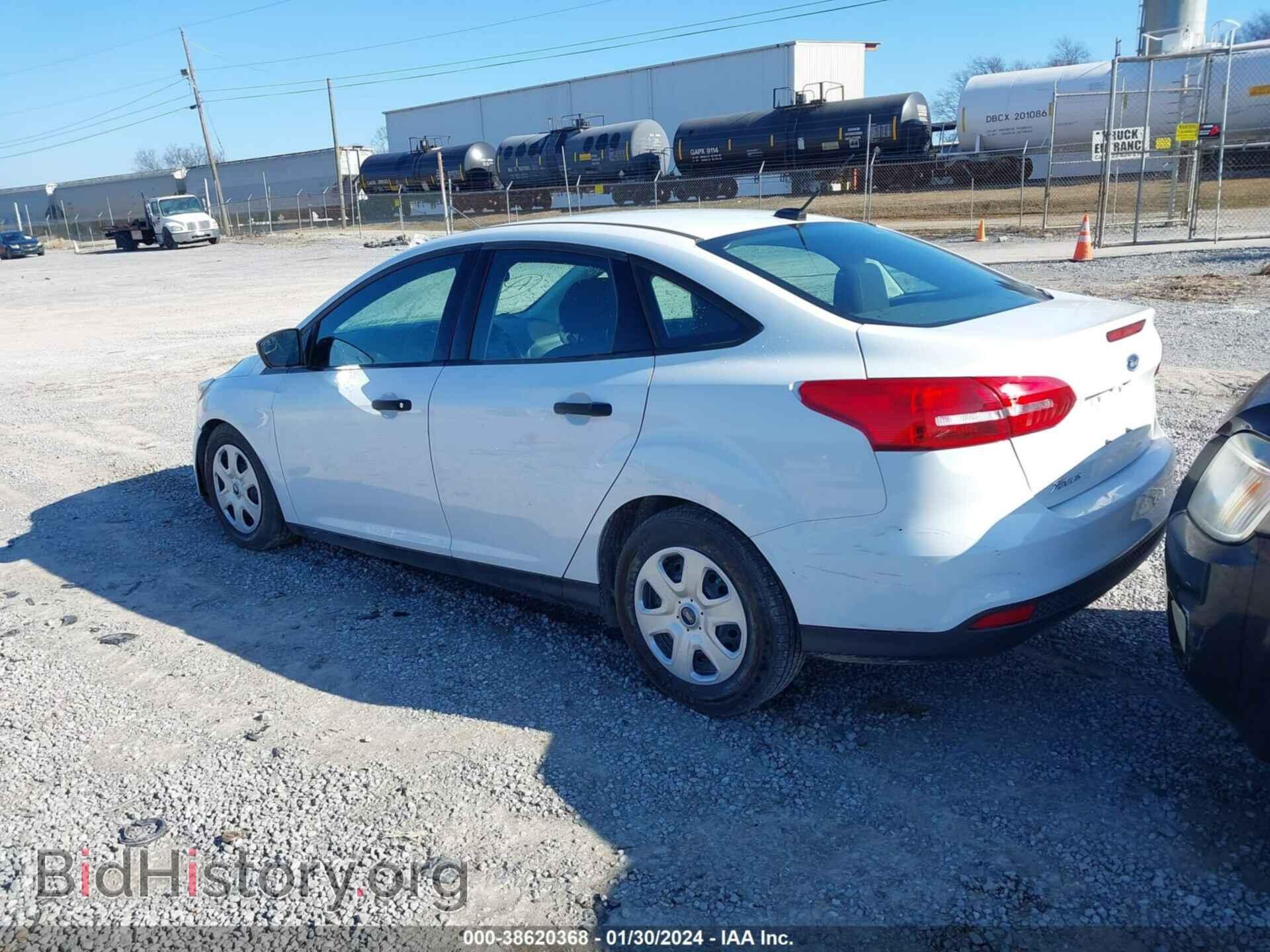 2016 FORD FOCUS - VIN: 1FADP3E20GL393814 - Фото 3