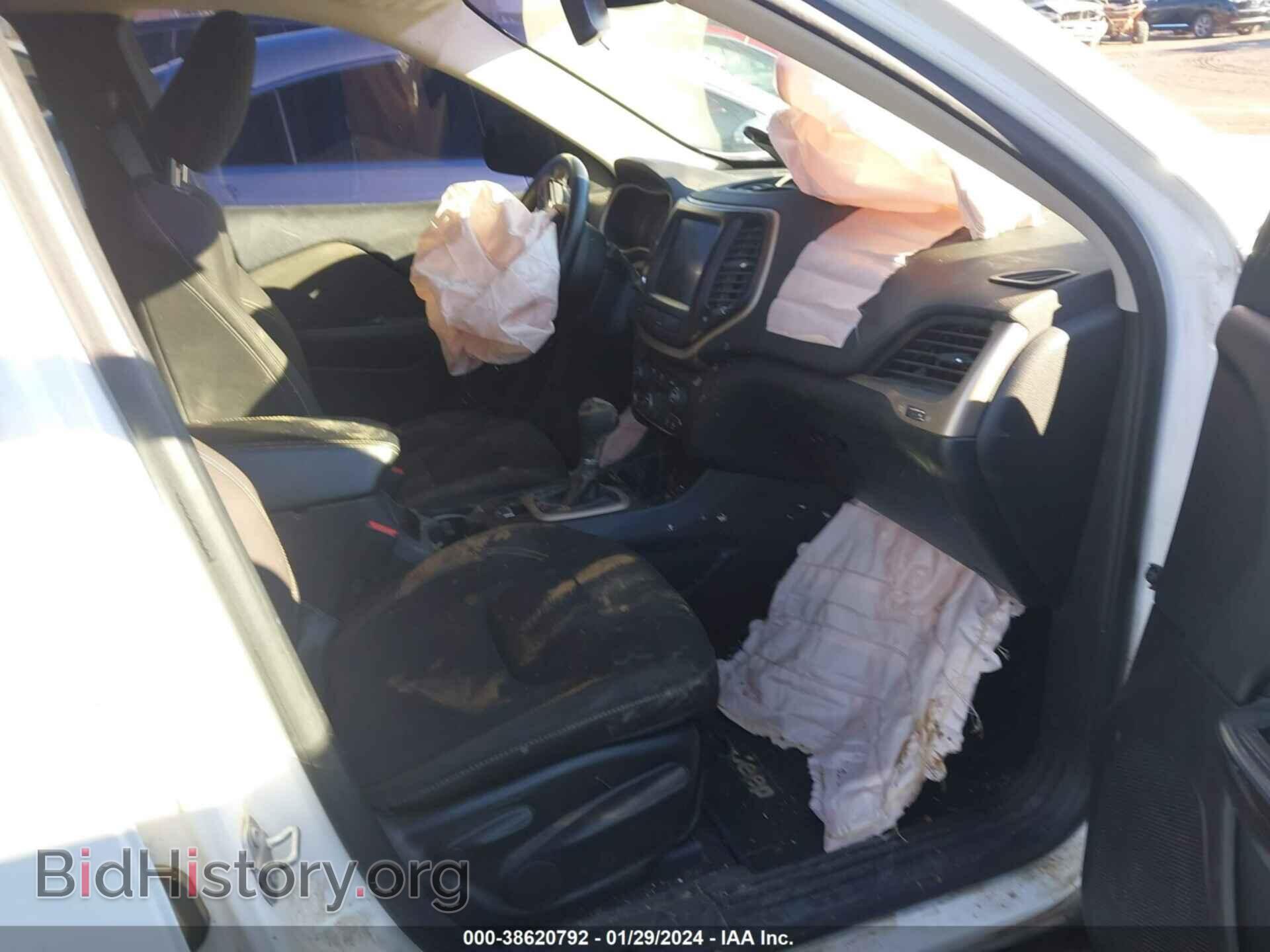 2016 JEEP CHEROKEE - VIN: 1C4PJLCB2GW273877 - Фото 5