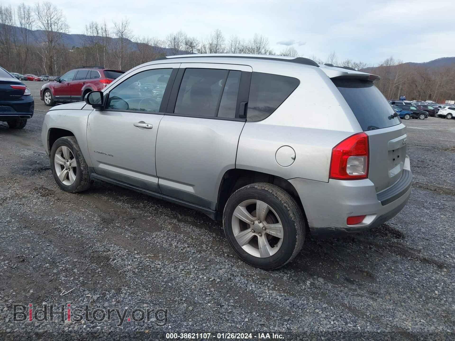 2011 JEEP COMPASS - VIN: 1J4NT1FA6BD260864 - Photo 3
