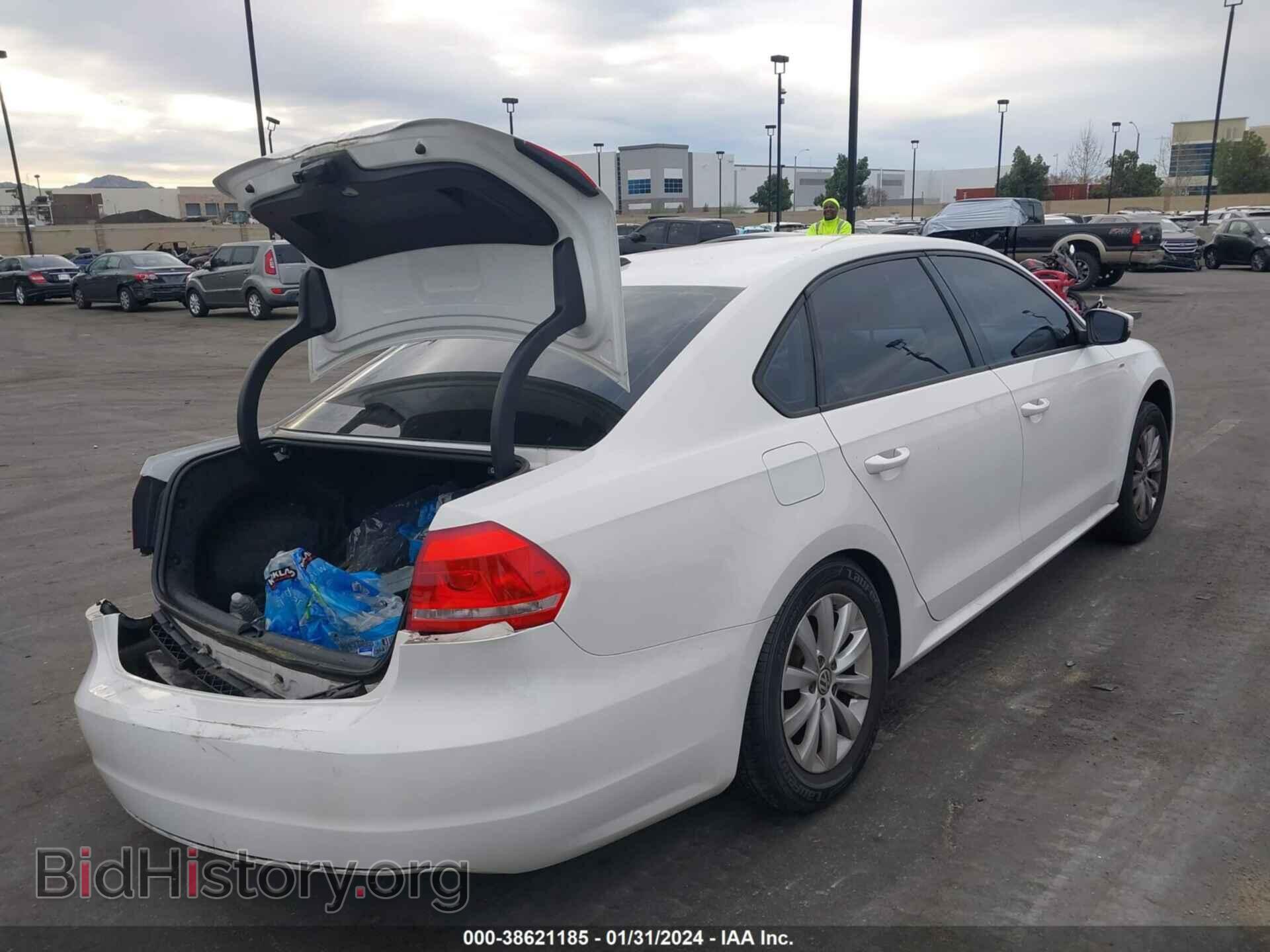 2014 VOLKSWAGEN PASSAT - VIN: 1VWAT7A35EC107867 - Фото 4