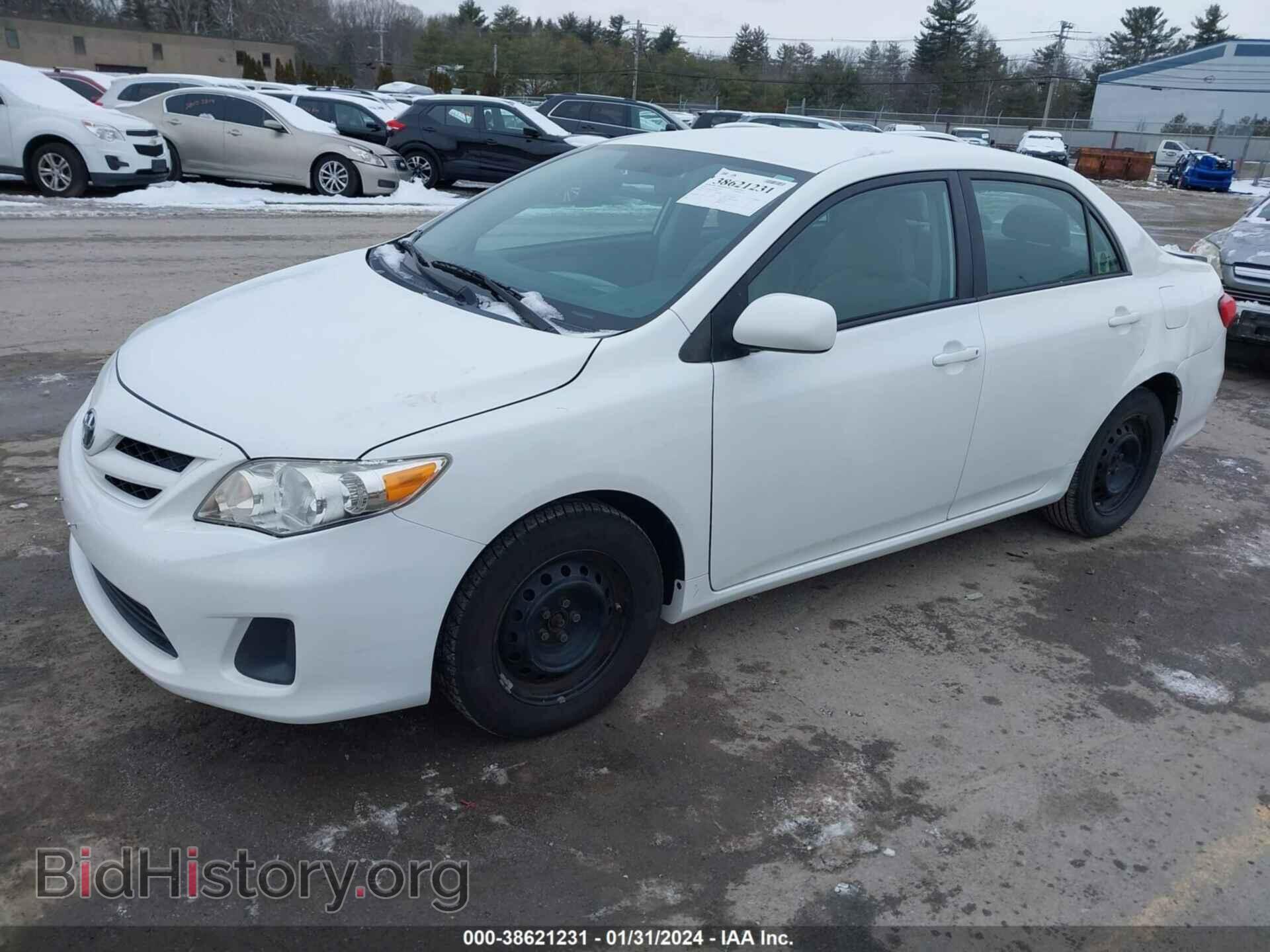 2011 TOYOTA COROLLA - VIN: 2T1BU4EE9BC594167 - Фото 2