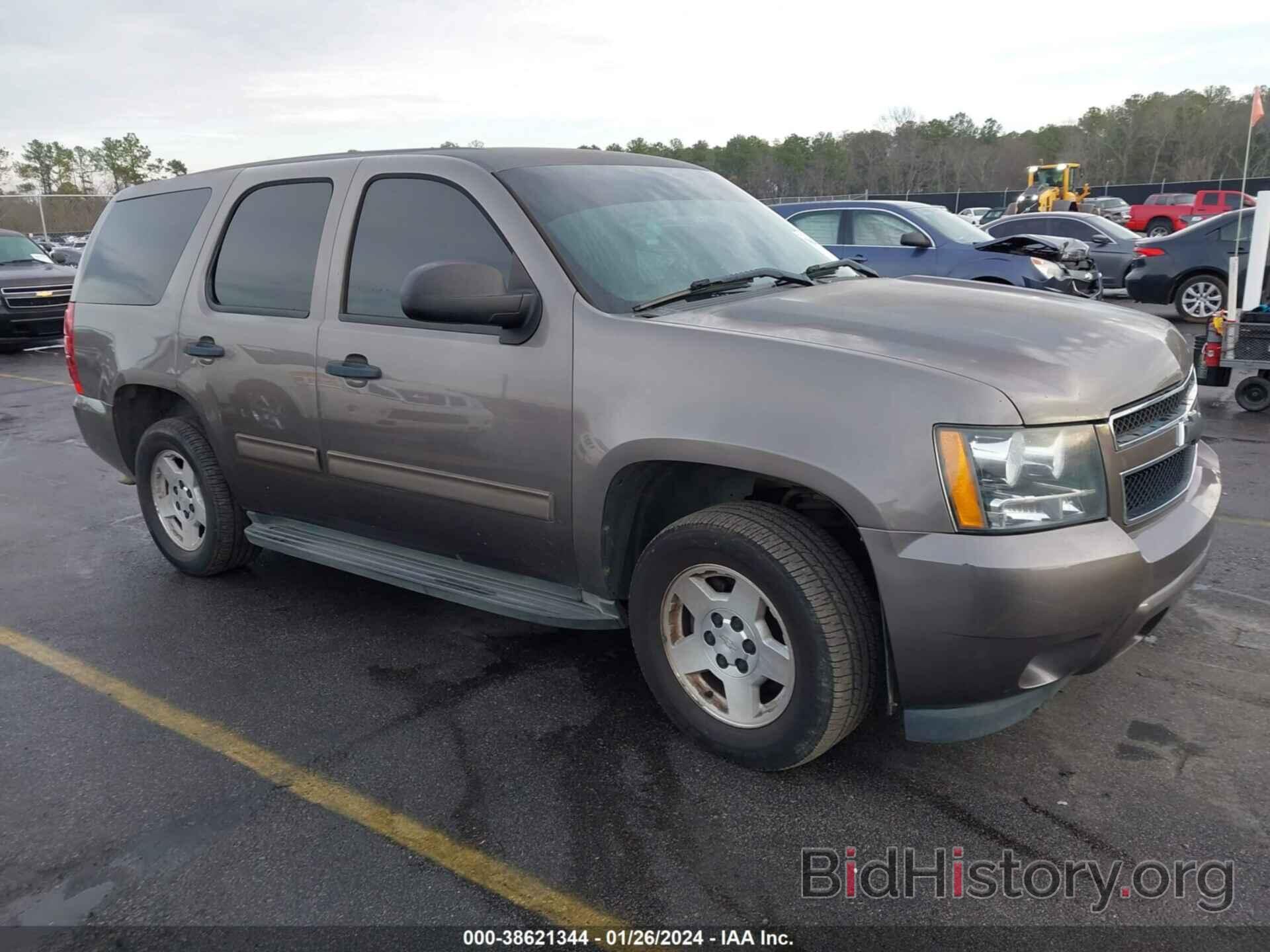 Photo 1GNLC2E09DR187207 - CHEVROLET TAHOE 2013