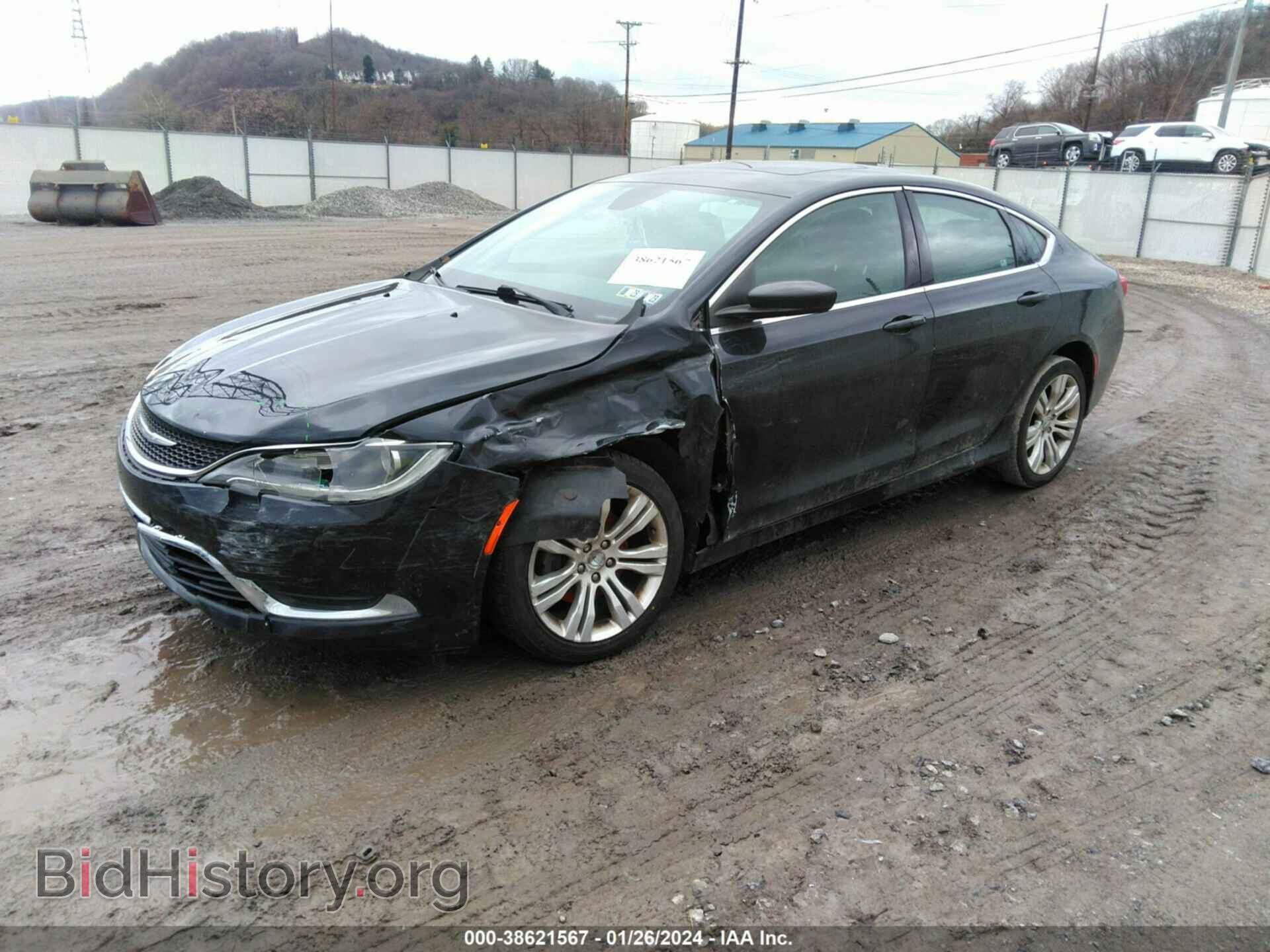 2016 CHRYSLER 200 - VIN: 1C3CCCAB3GN107843 - Фото 2