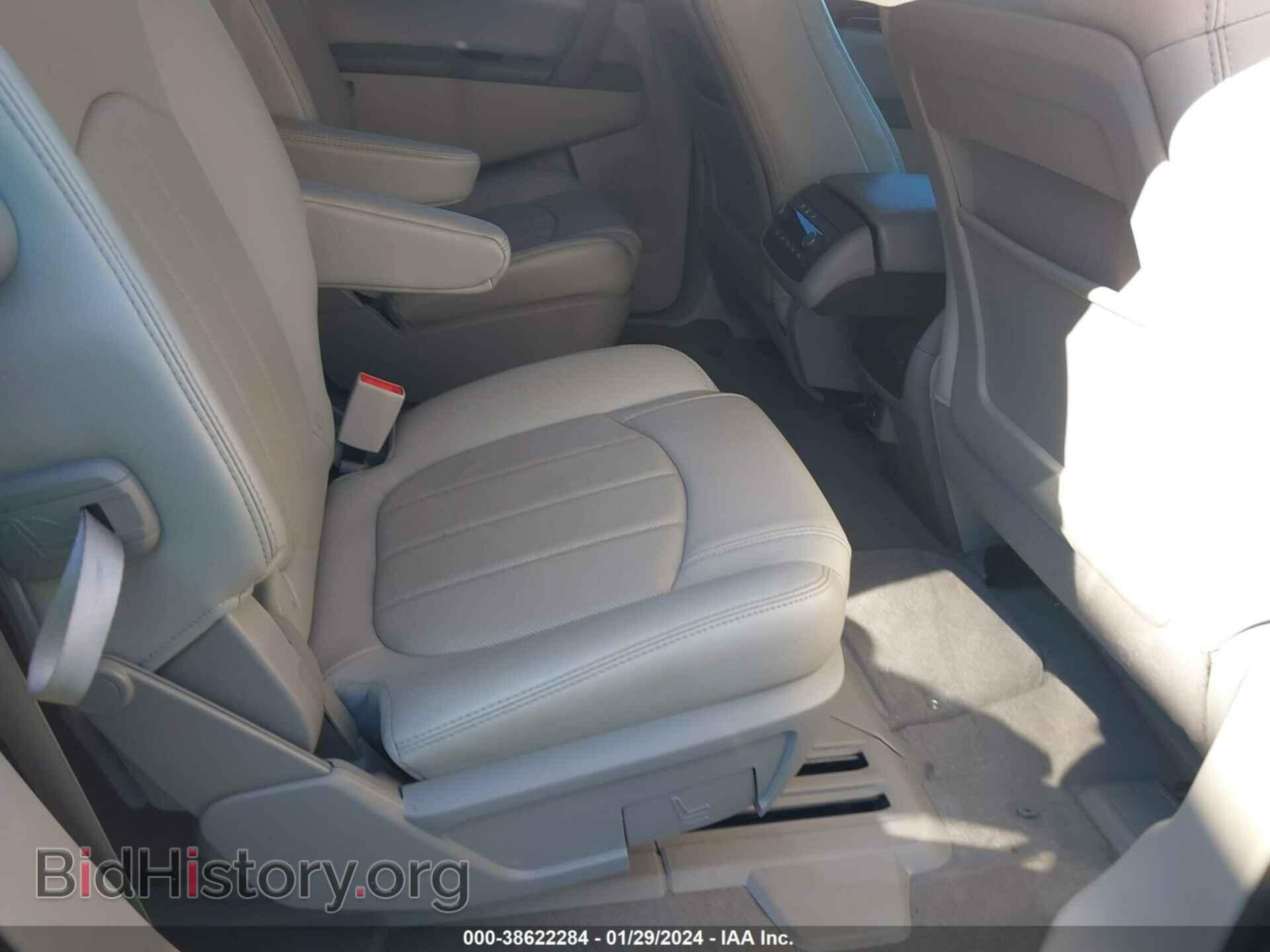 2017 BUICK ENCLAVE - VIN: 5GAKRBKD3HJ212912 - Фото 8