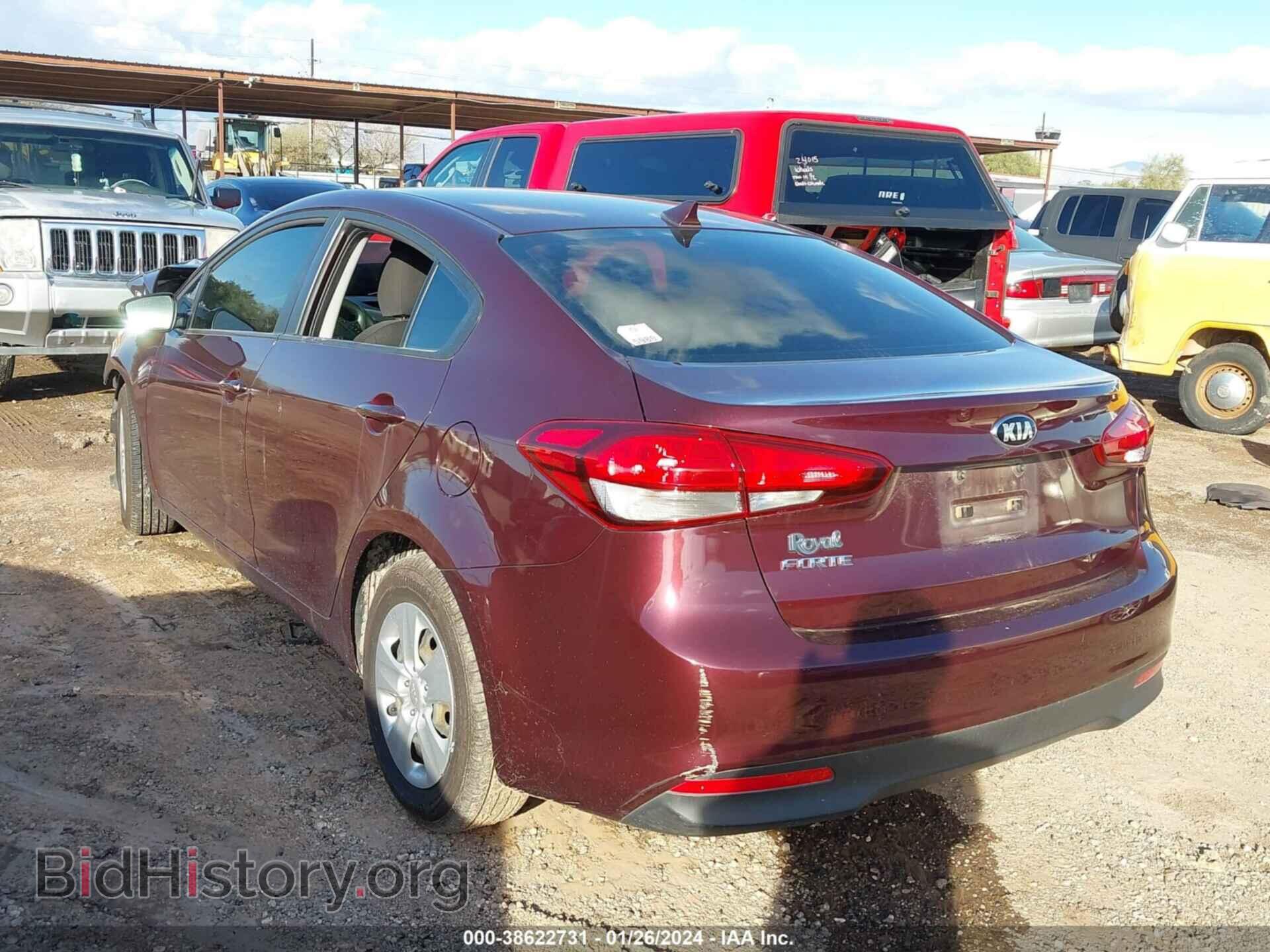 2017 KIA FORTE - VIN: 3KPFK4A79HE018975 - Фото 3
