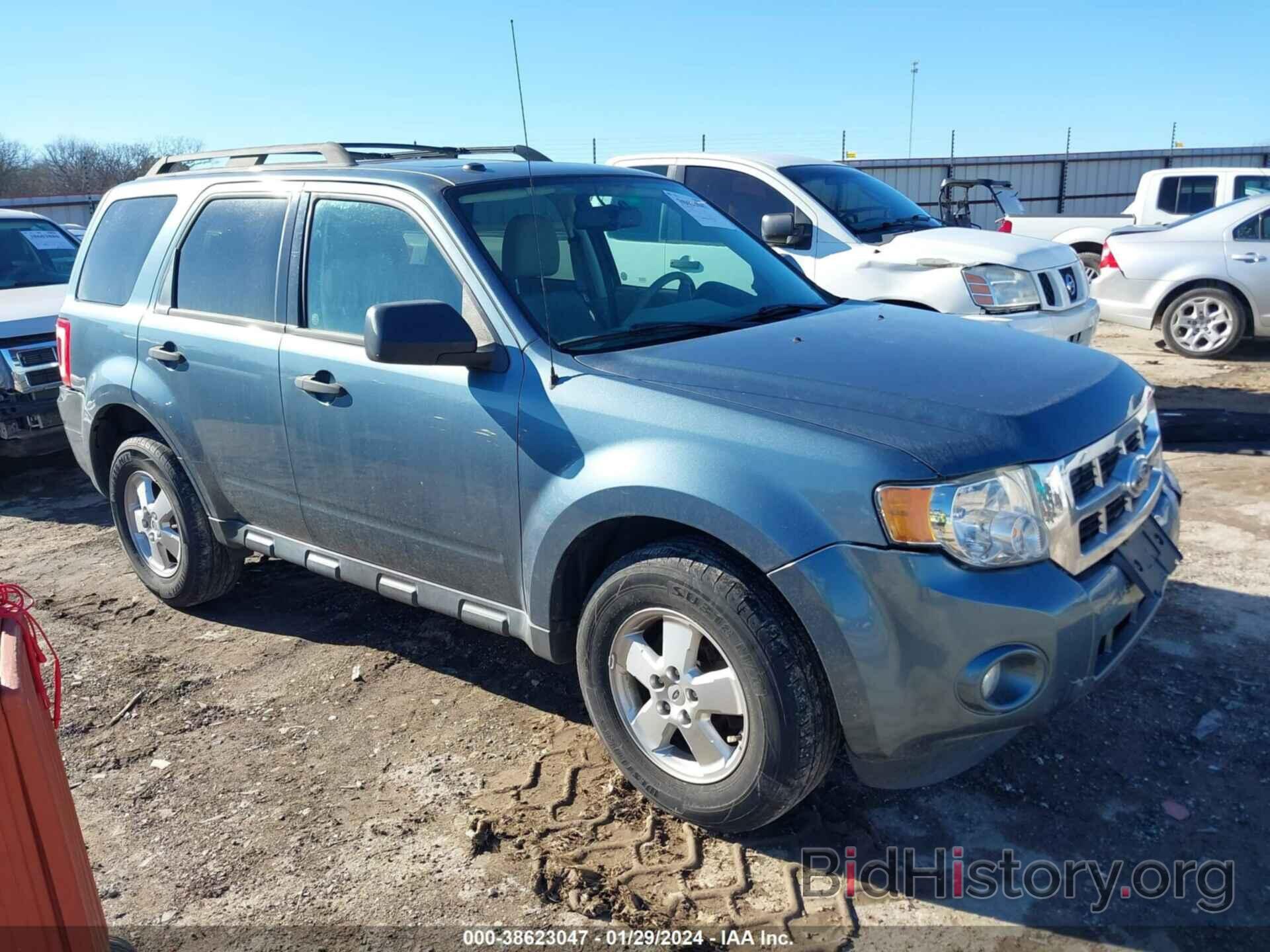 Photo 1FMCU0DG5BKC69929 - FORD ESCAPE 2011