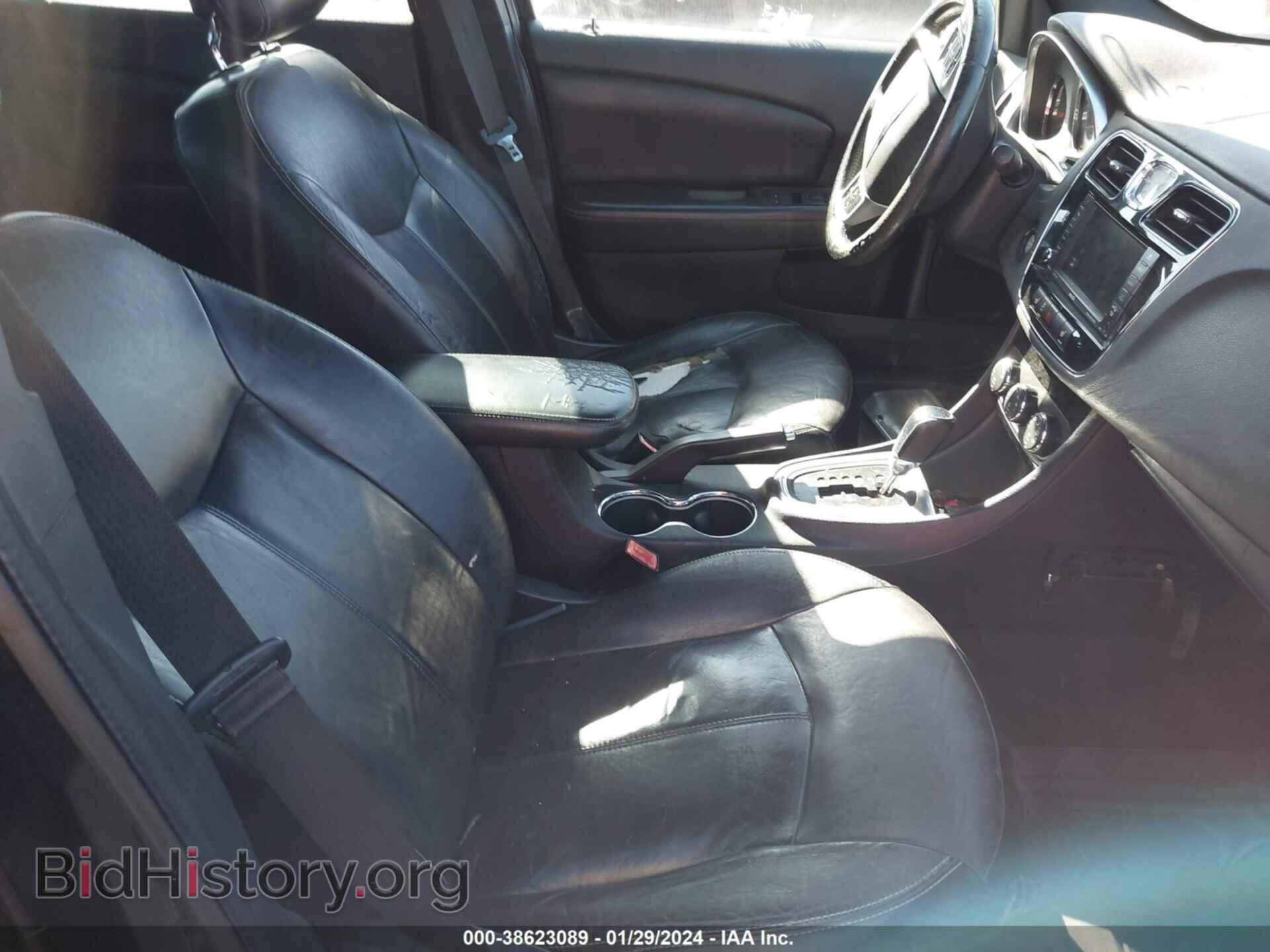 2012 CHRYSLER 200 - VIN: 1C3CCBCG4CN123983 - Фото 5