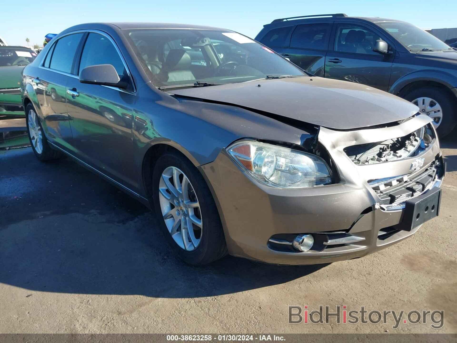 Photo 1G1ZE5E14BF267321 - CHEVROLET MALIBU 2011