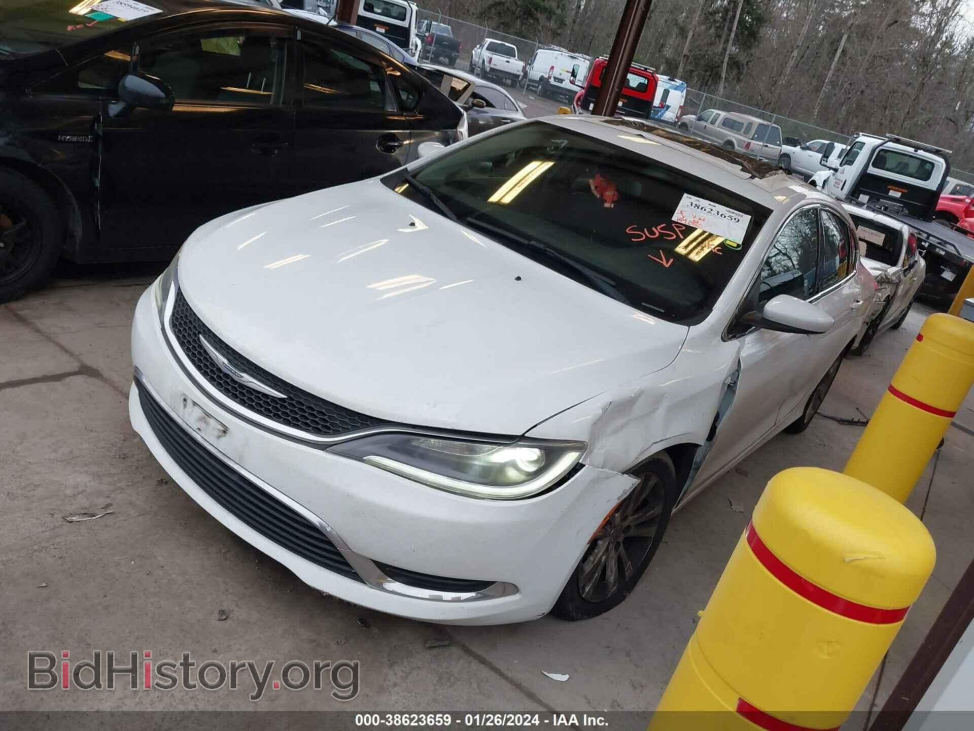 2015 CHRYSLER 200 - VIN: 1C3CCCAB4FN741015 - Фото 2