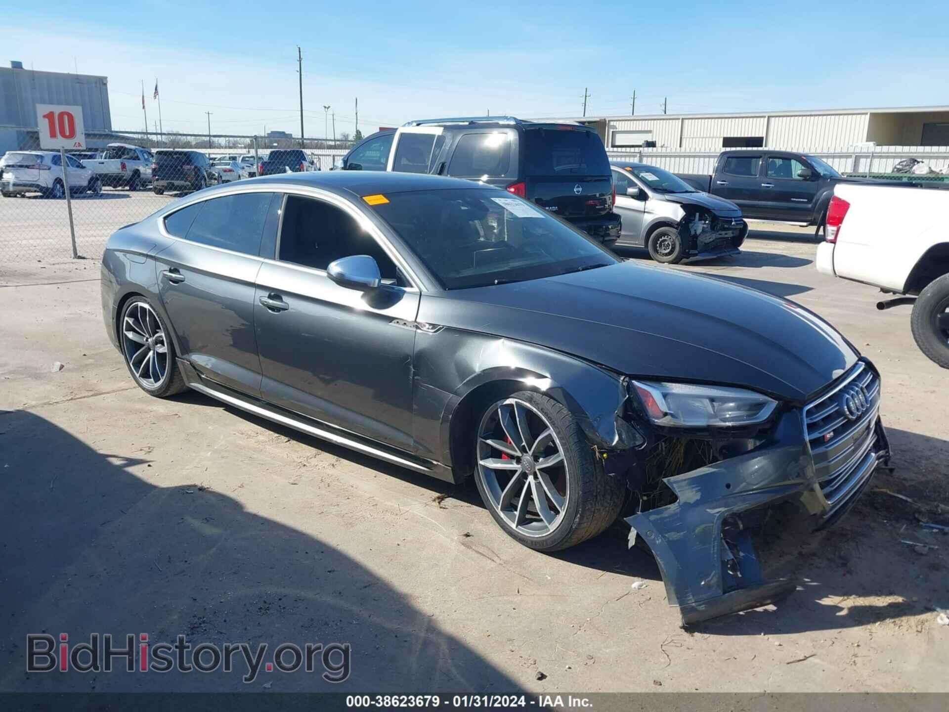 Photo WAUC4CF57KA032282 - AUDI S5 2019