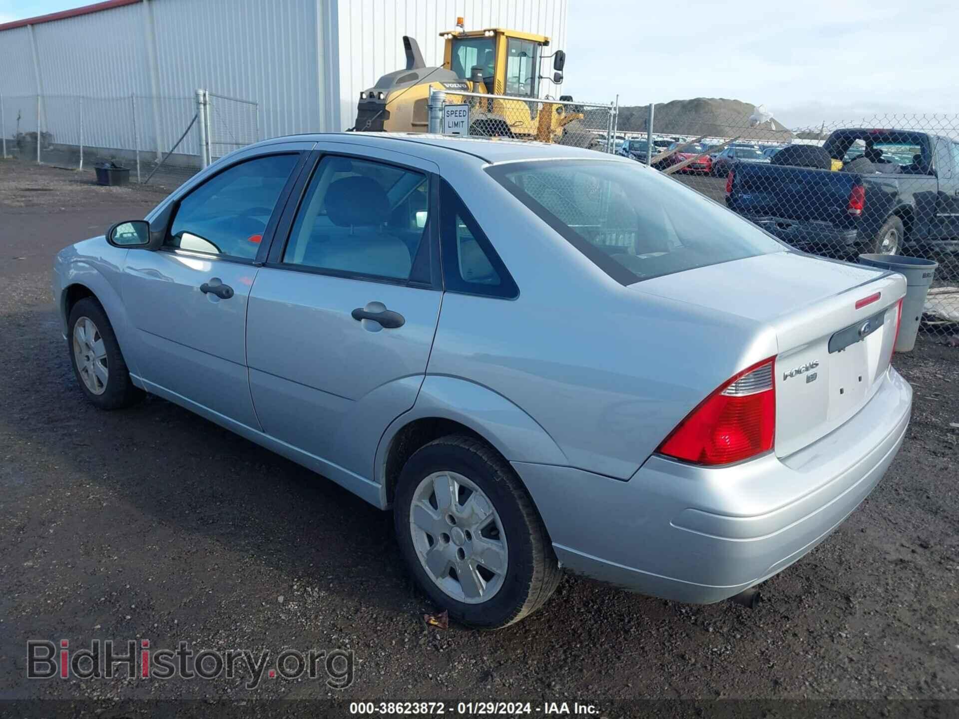 2007 FORD FOCUS - VIN: 1FAHP34N27W156981 - Фото 3