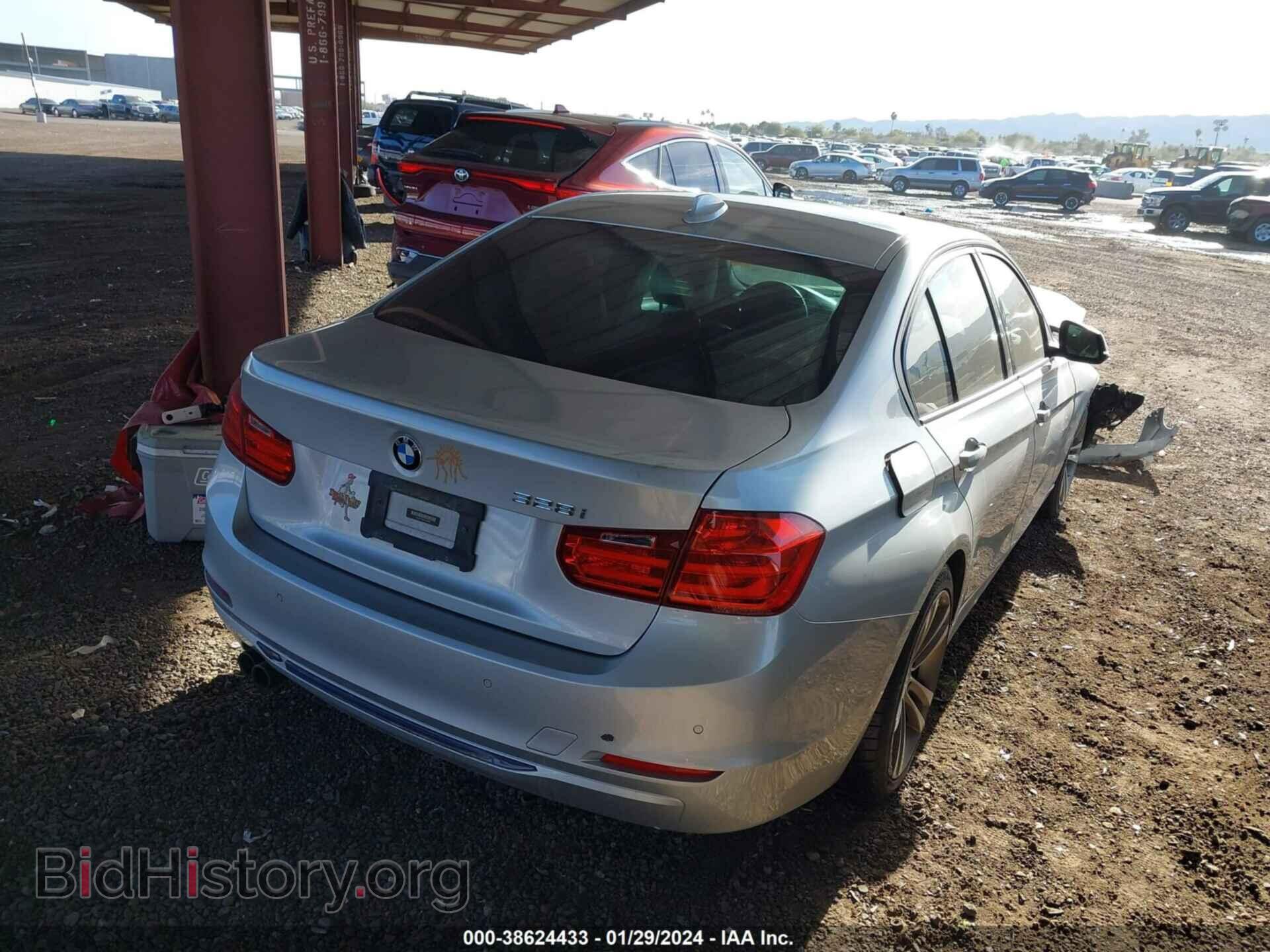 2015 BMW 328I - VIN: WBA3C1C56FK120705 - Фото 4